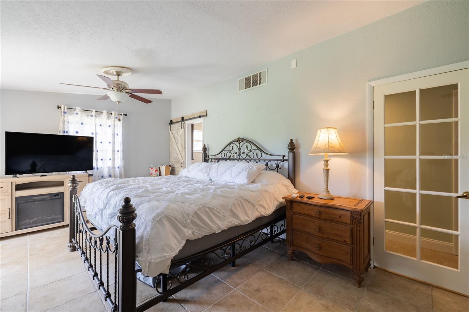 MASTER BEDROOM
