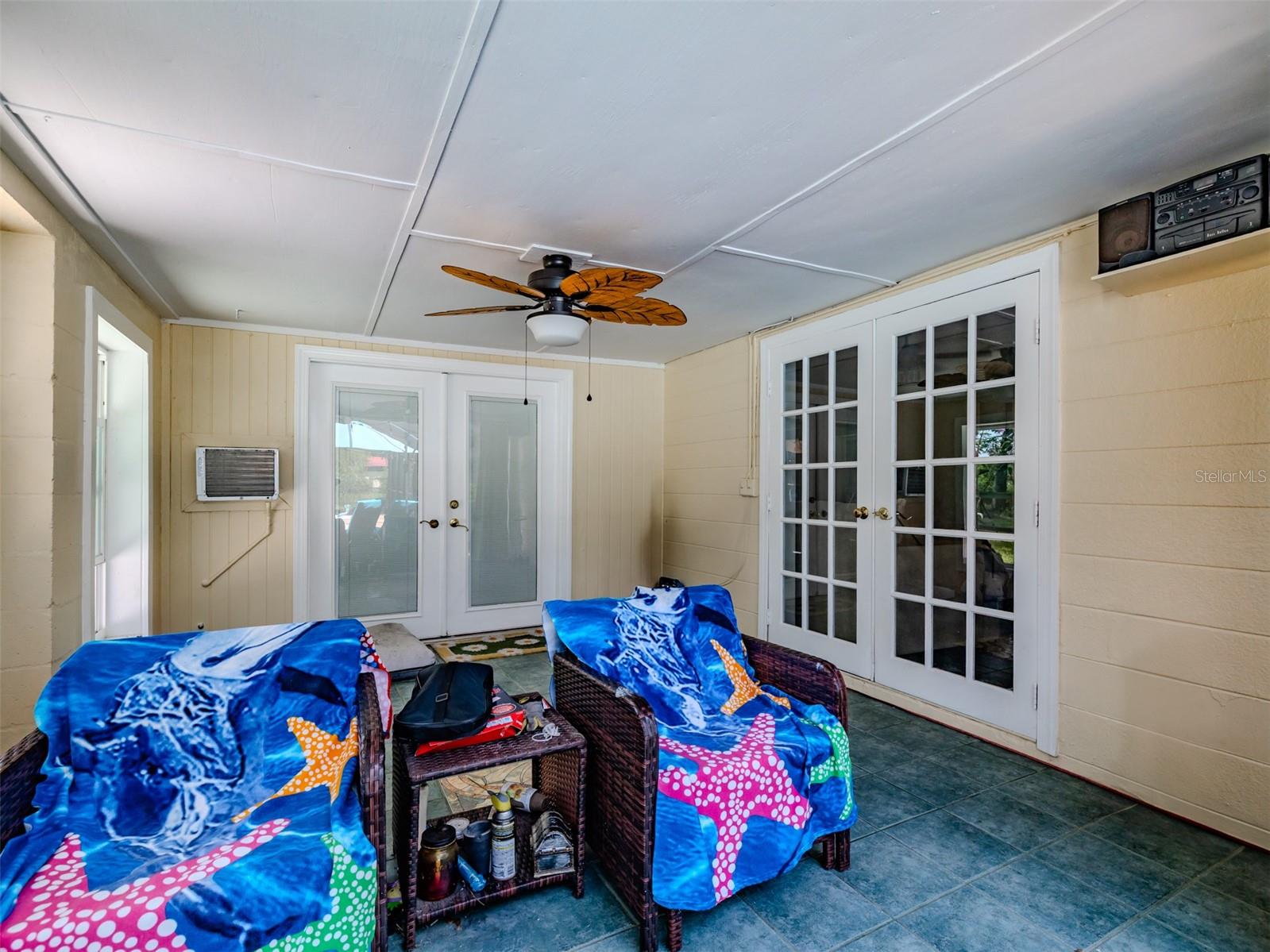 PORCH W/ POOL ACCESS