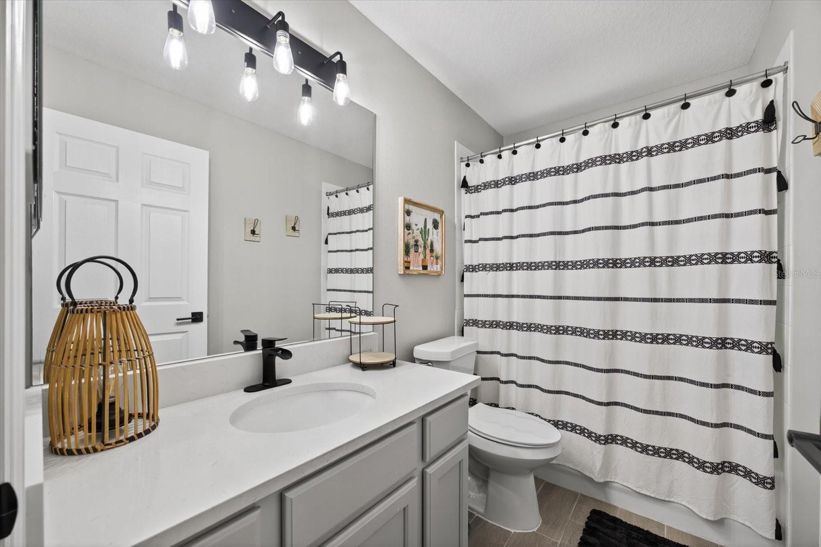 Guest Hall Bathroom Upstairs