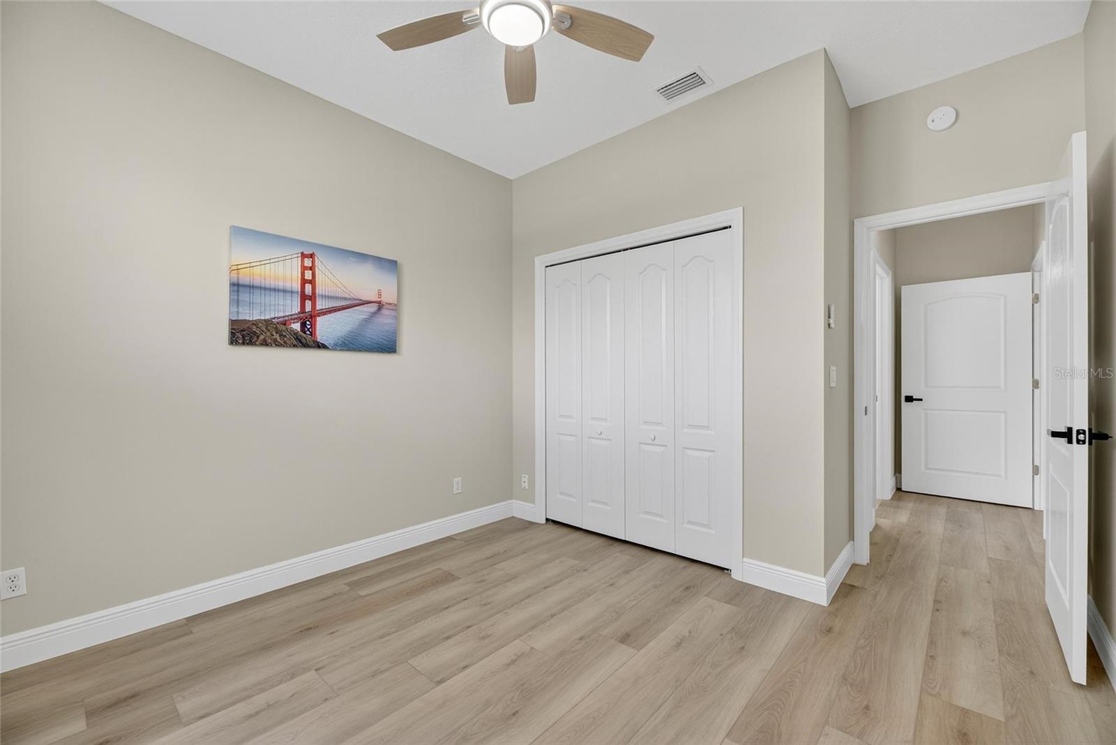2nd bedroom
