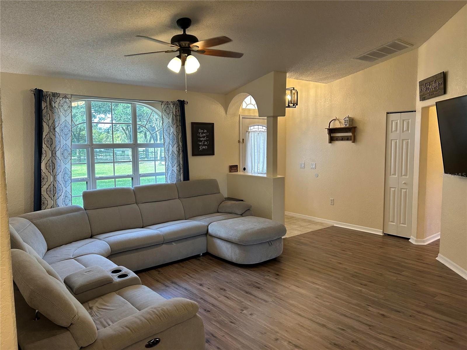 Living Rm