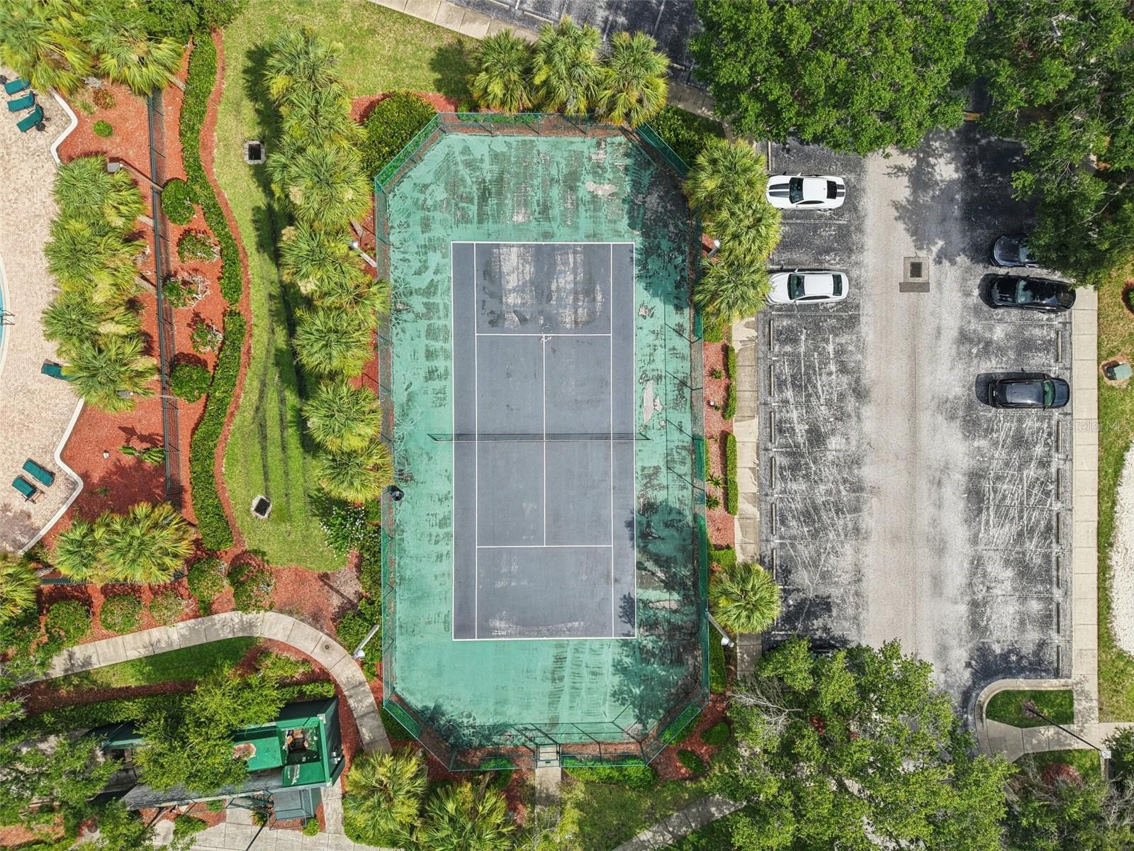 TB8409292