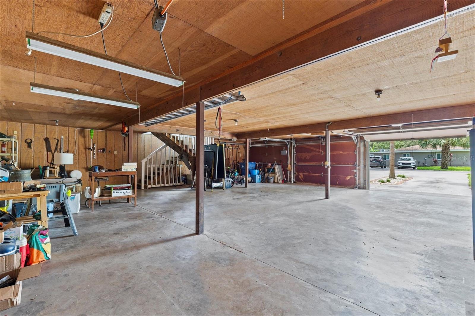 over sized 4 car garage