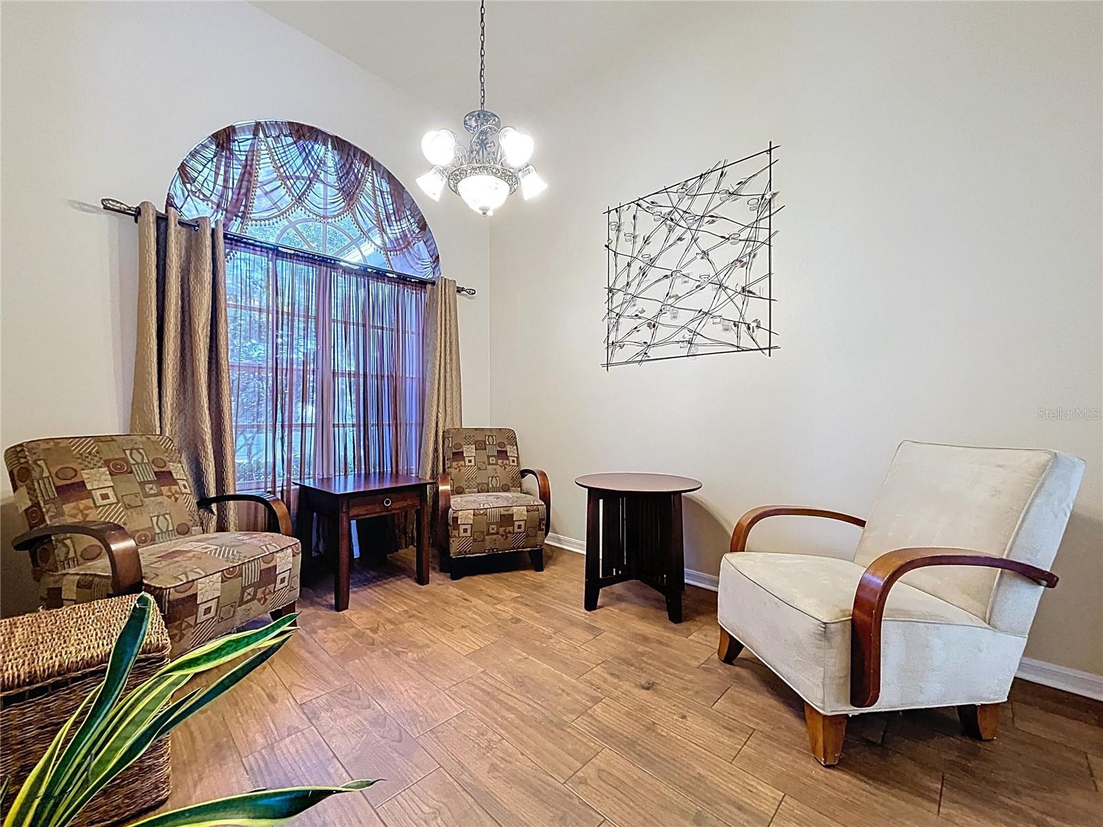 Living Room/Office