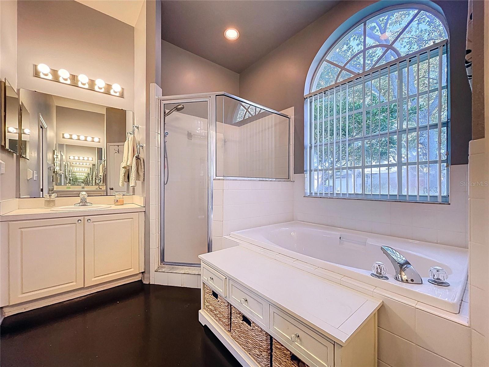 Bedroom with En-Suite bathroom