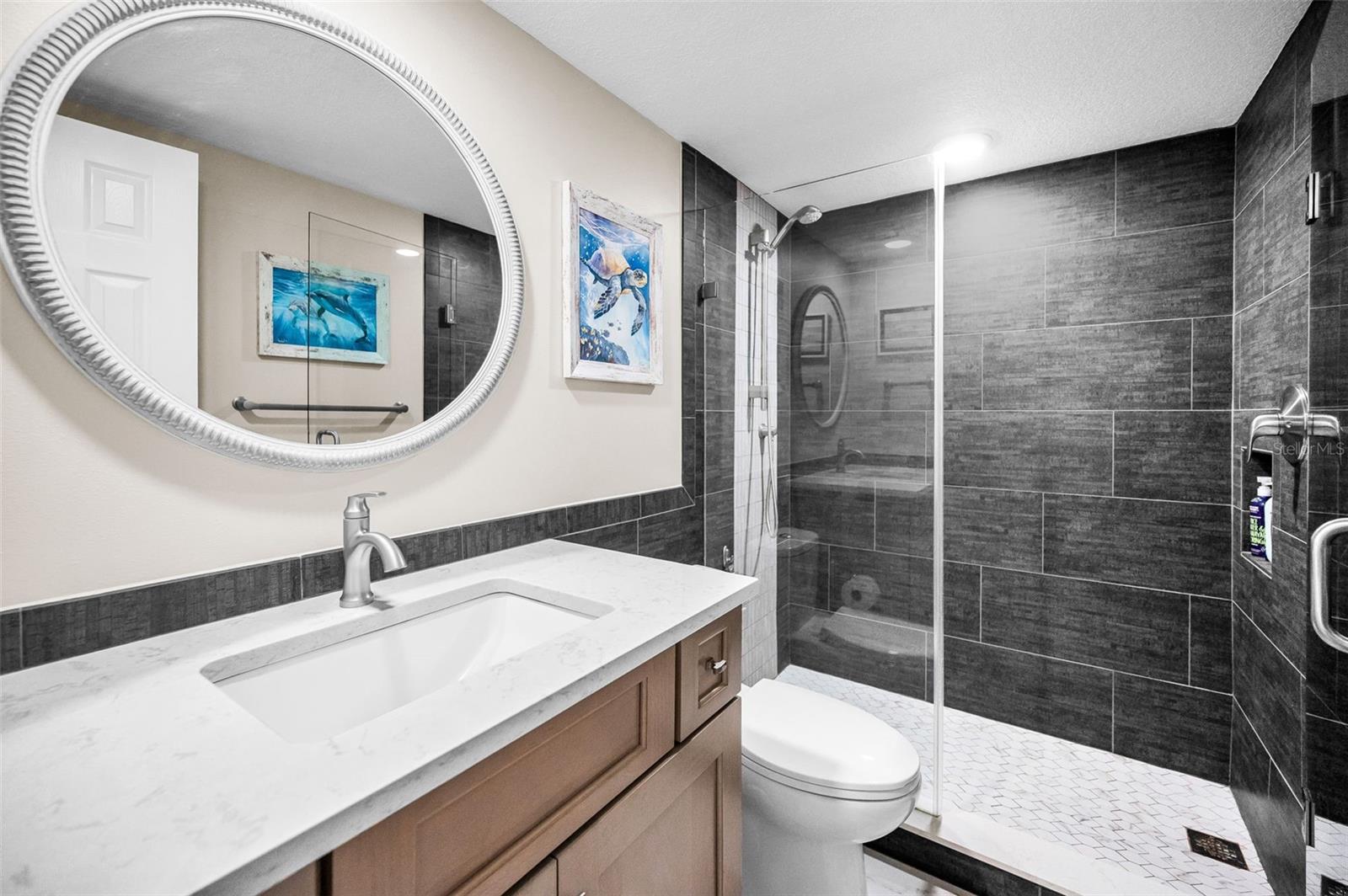 Roomy, relaxing, and ready for anything—this second bedroom’s got star potential