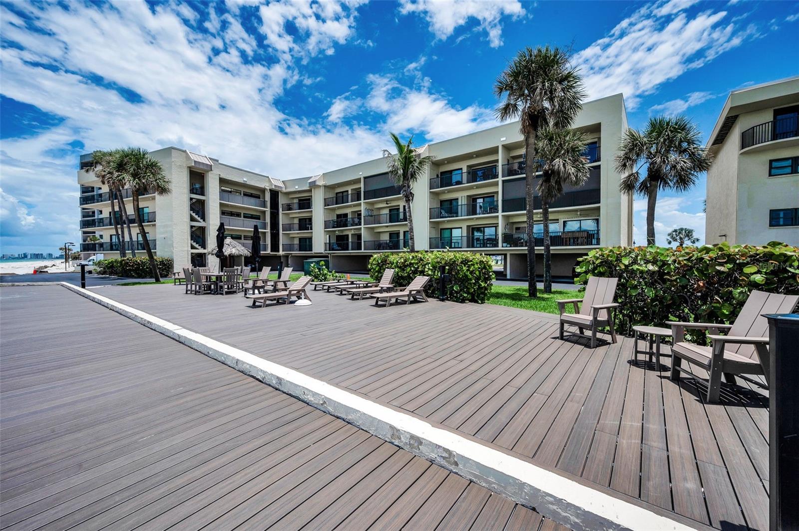 Crafted for connection and framed by sand and sea, the community’s boardwalk and coastal lounge bring luxury outdoors.