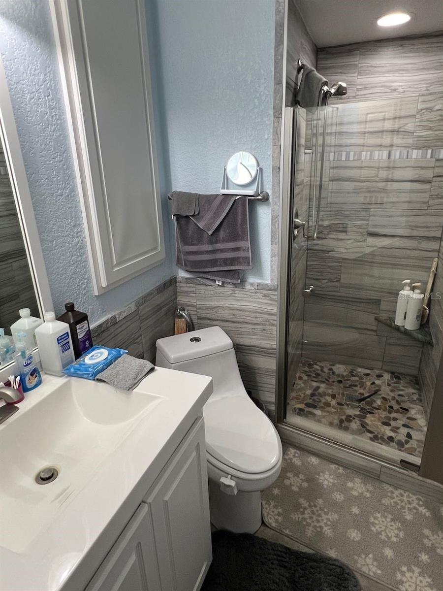 Primary bath