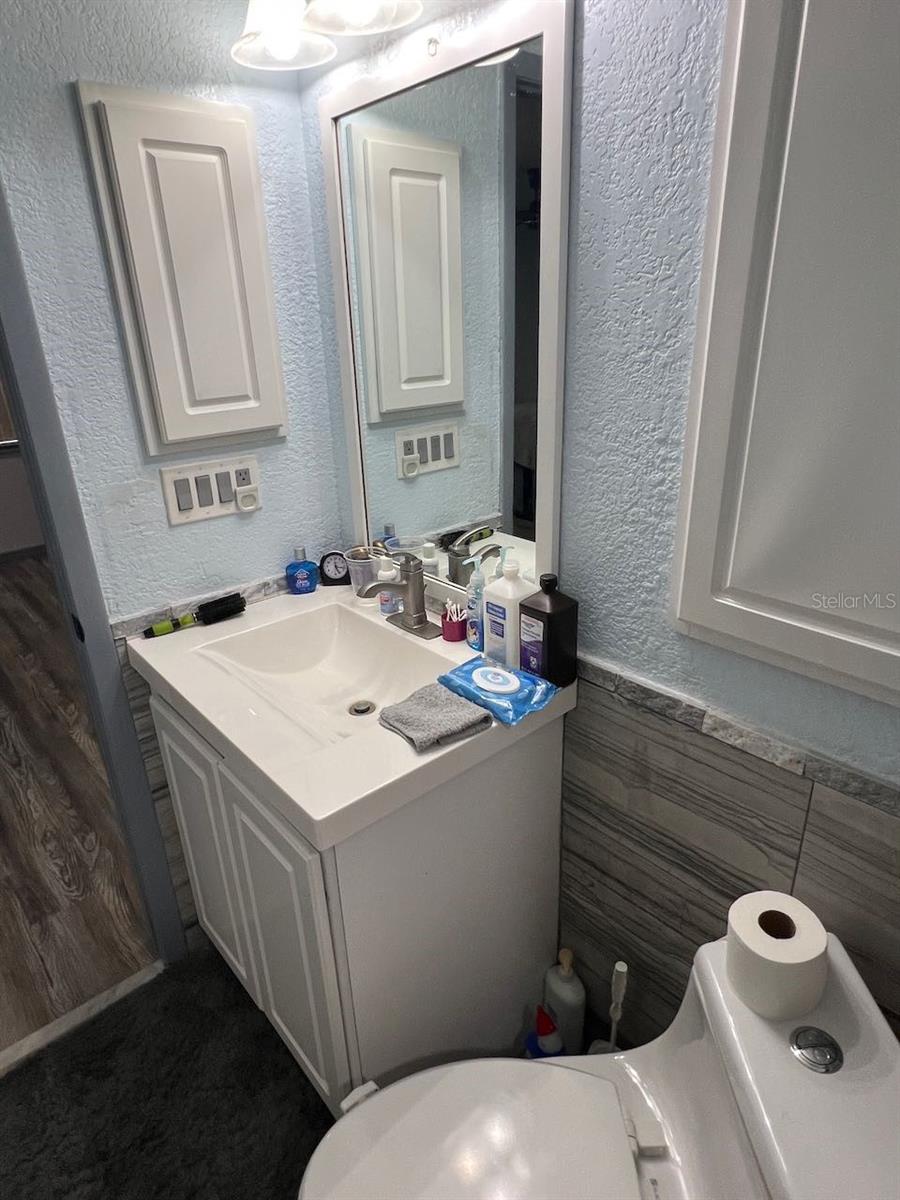 Primary bath