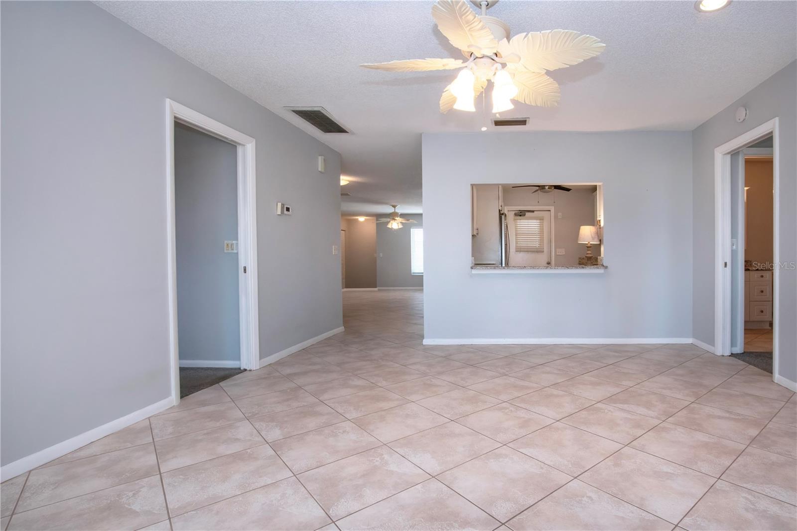 Family room/kitchen pass through