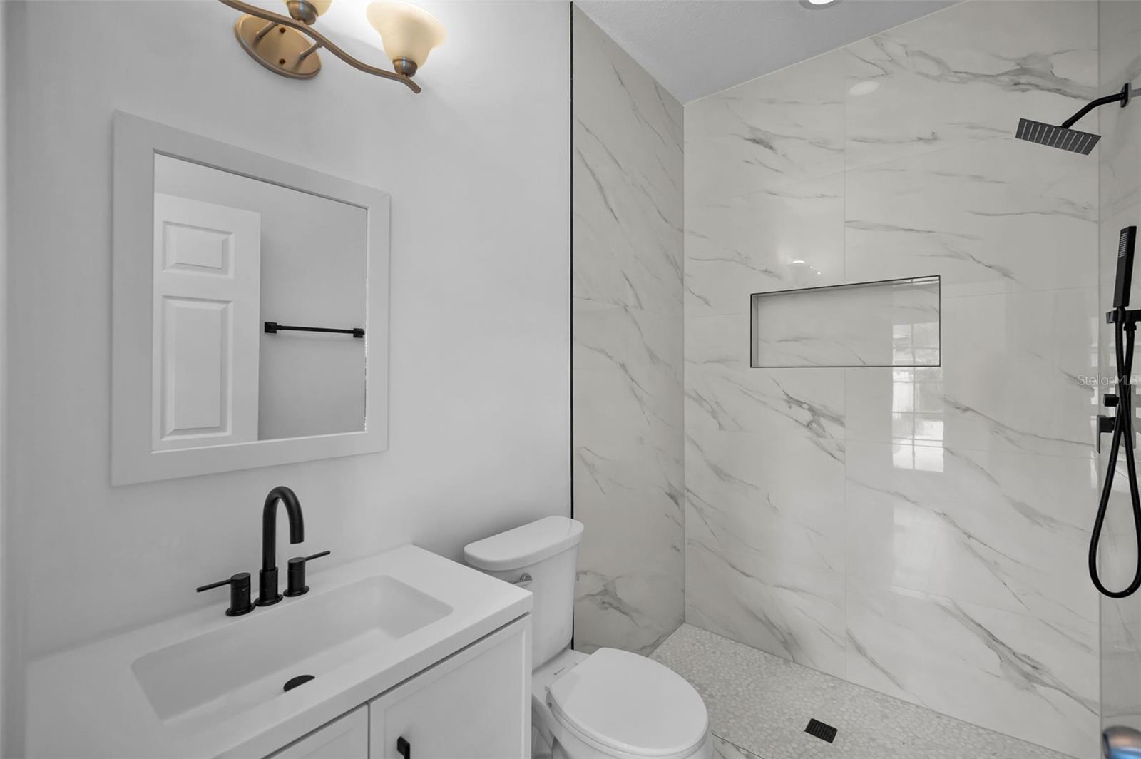 1st Floor Bath