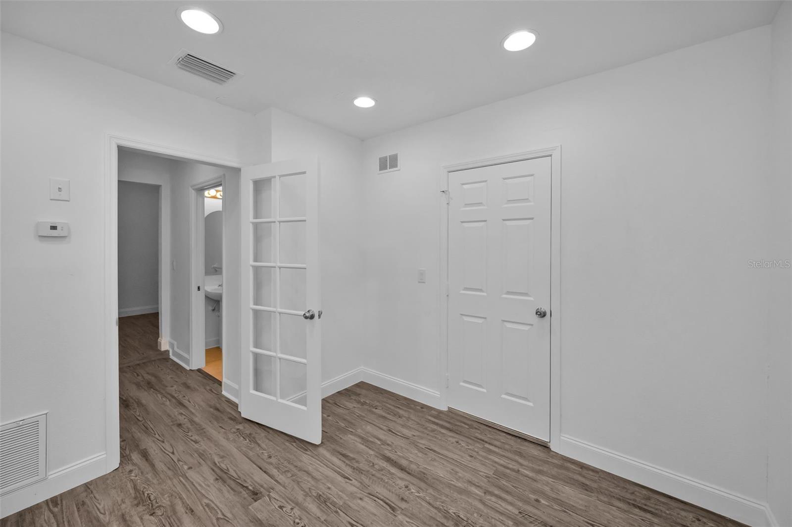 1st Floor Bonus Suite