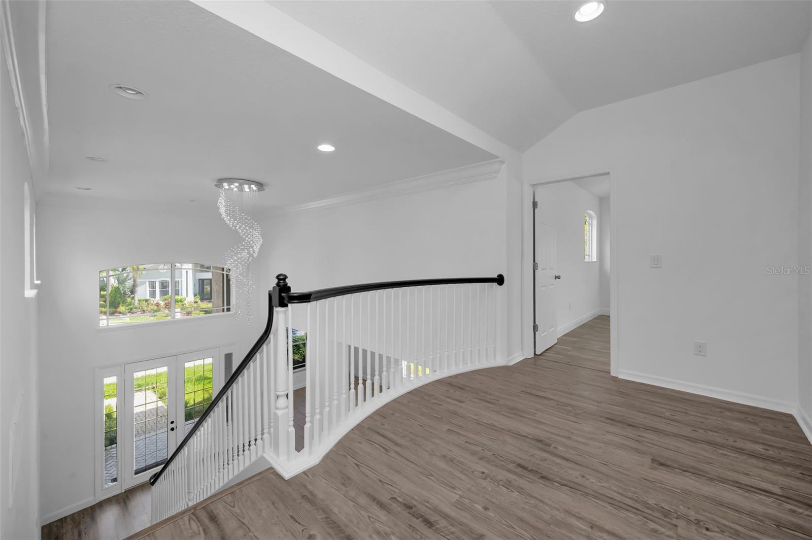 Upper Landing/Staircase/Foyer