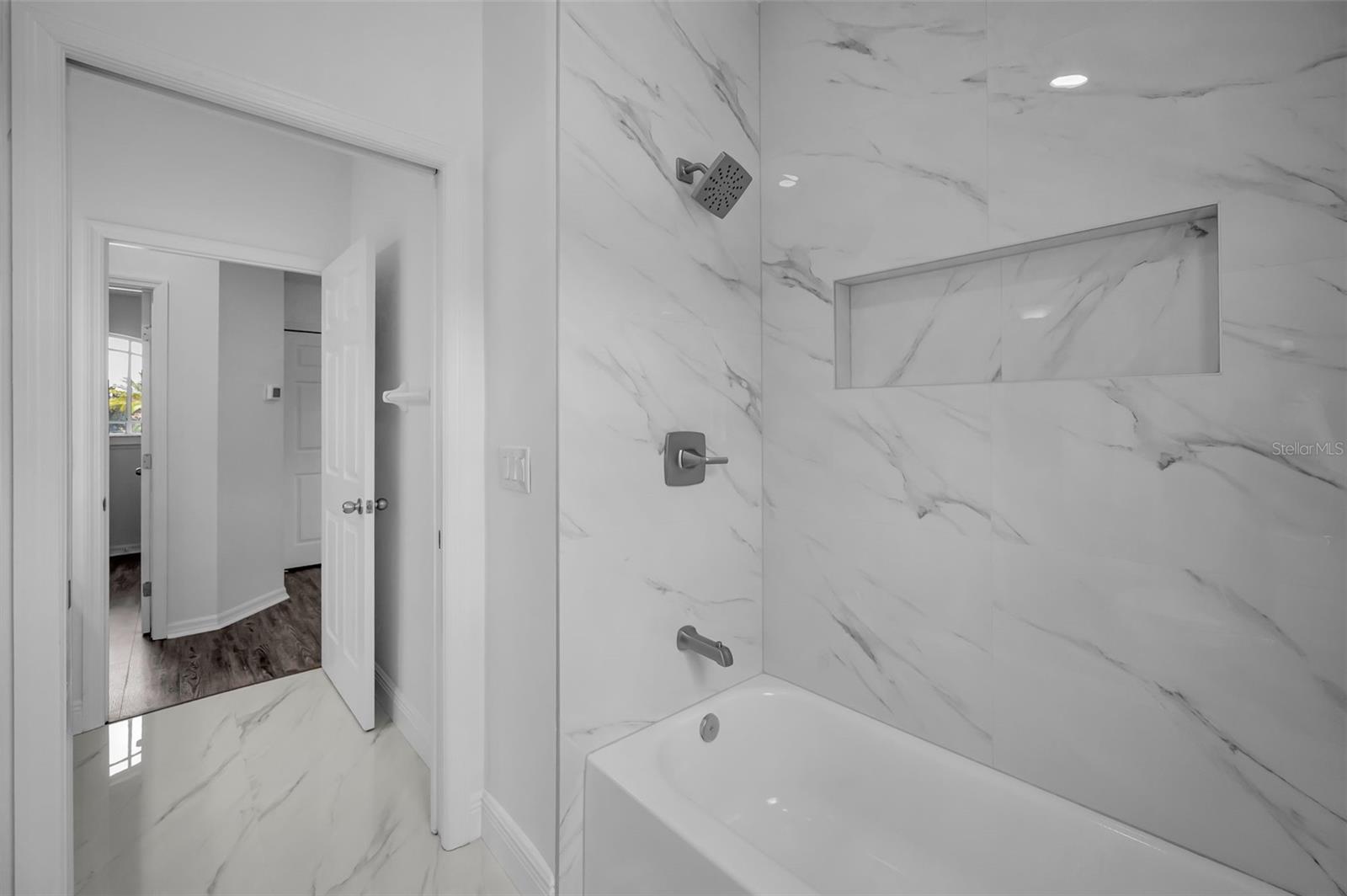 Upper Level Bath