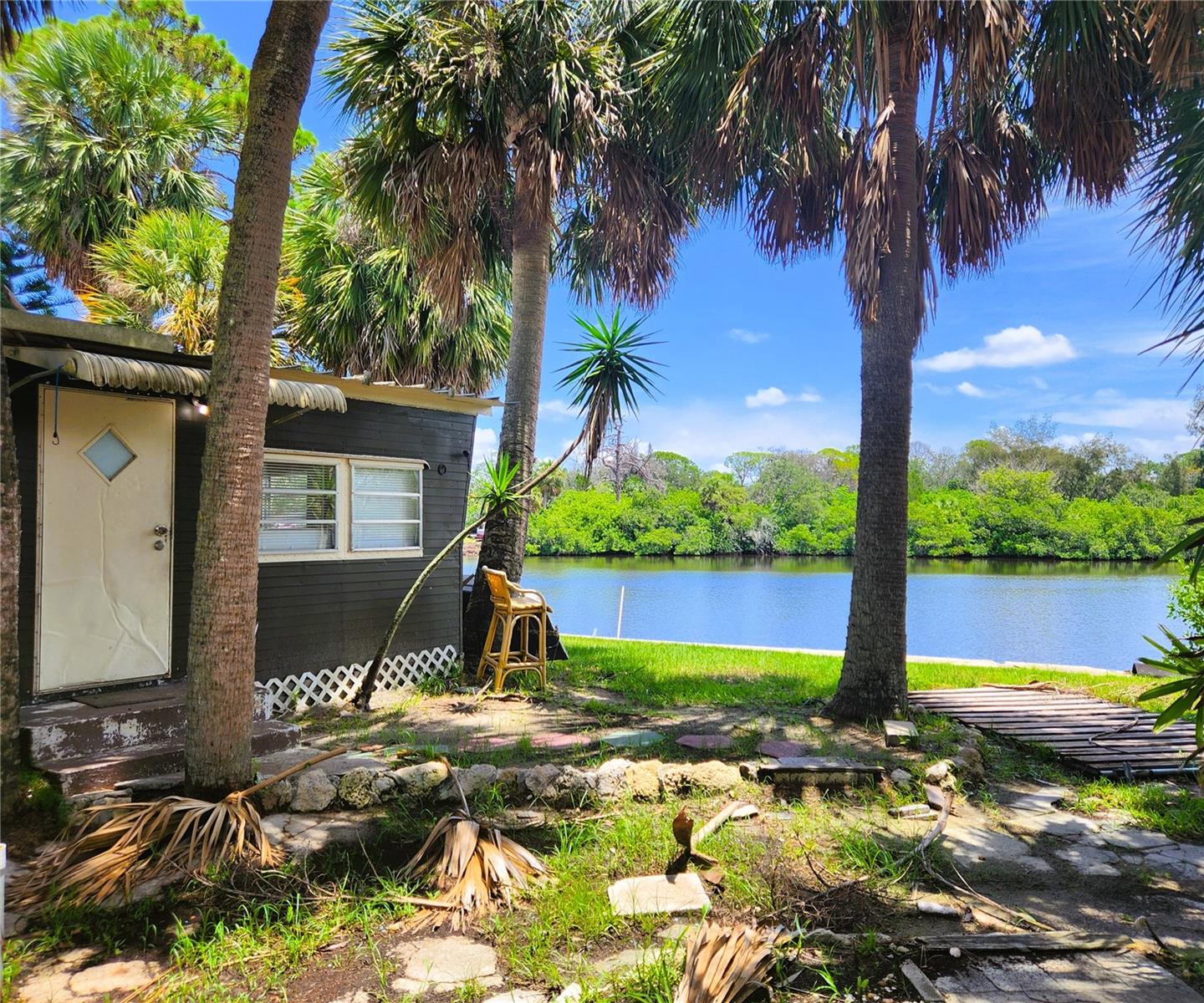 6977 Edgewater Dr.: Main Entrance, 1 bedroom, 1 bathroom MH, 410sf