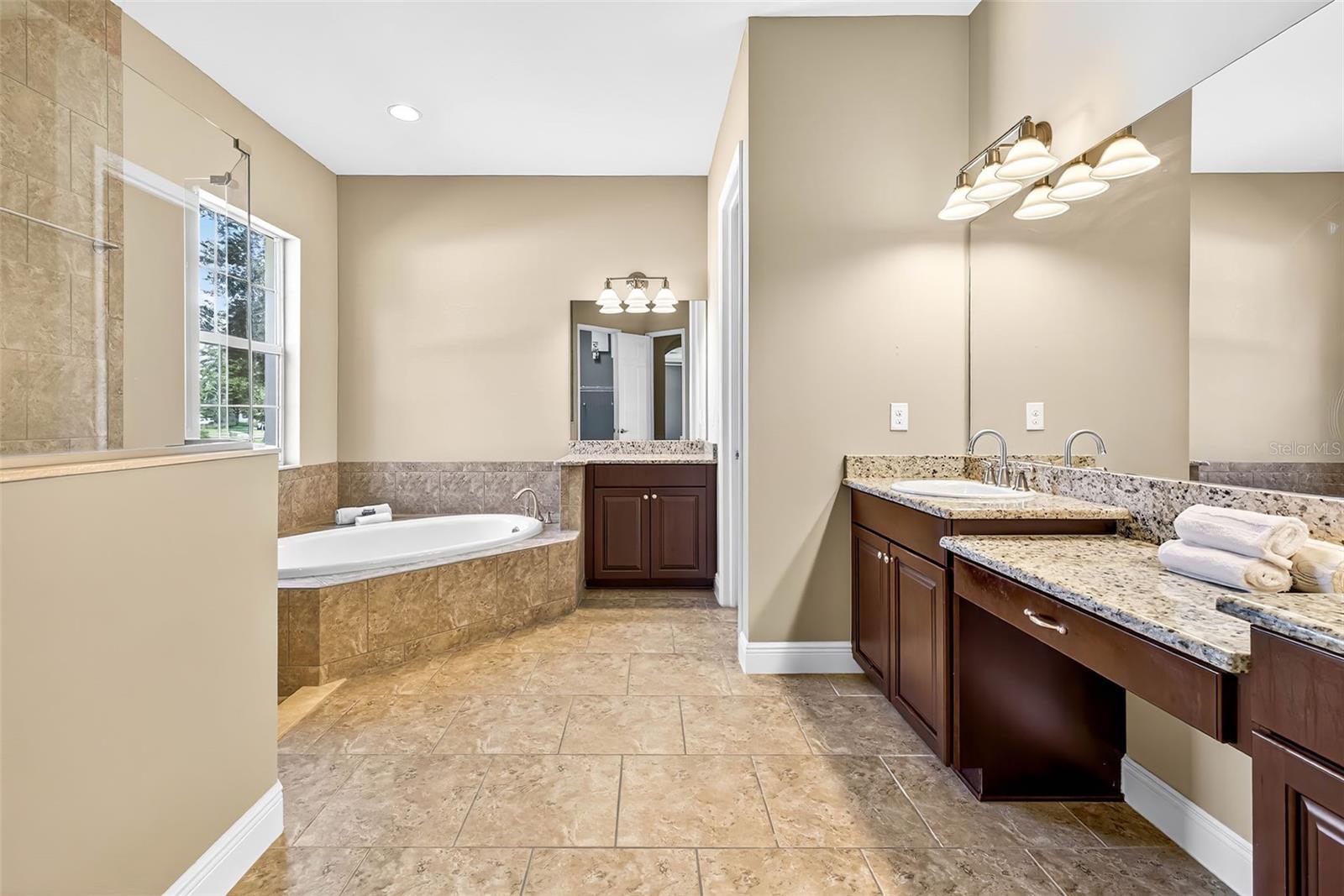 Primary ensuite bath