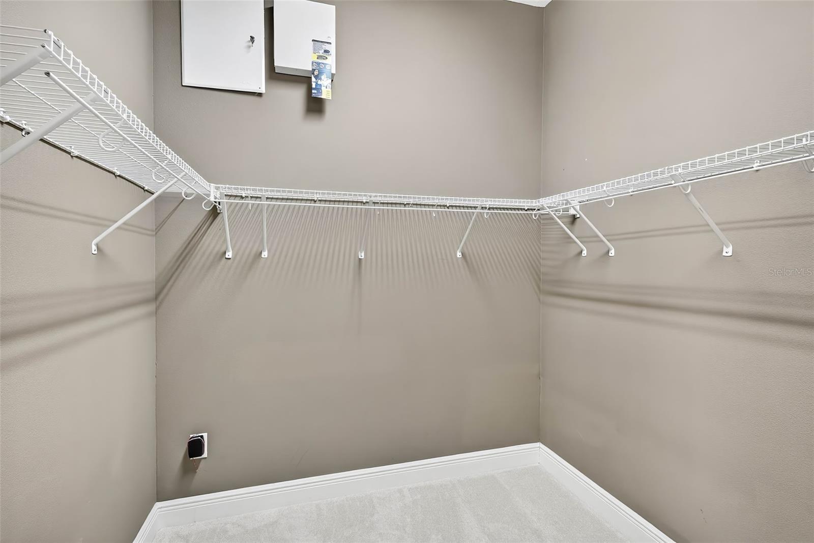 Walk in closet 1