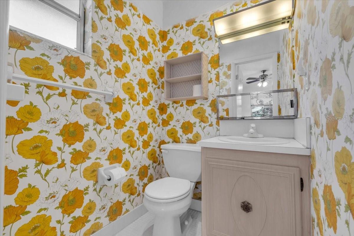 half / guest bath