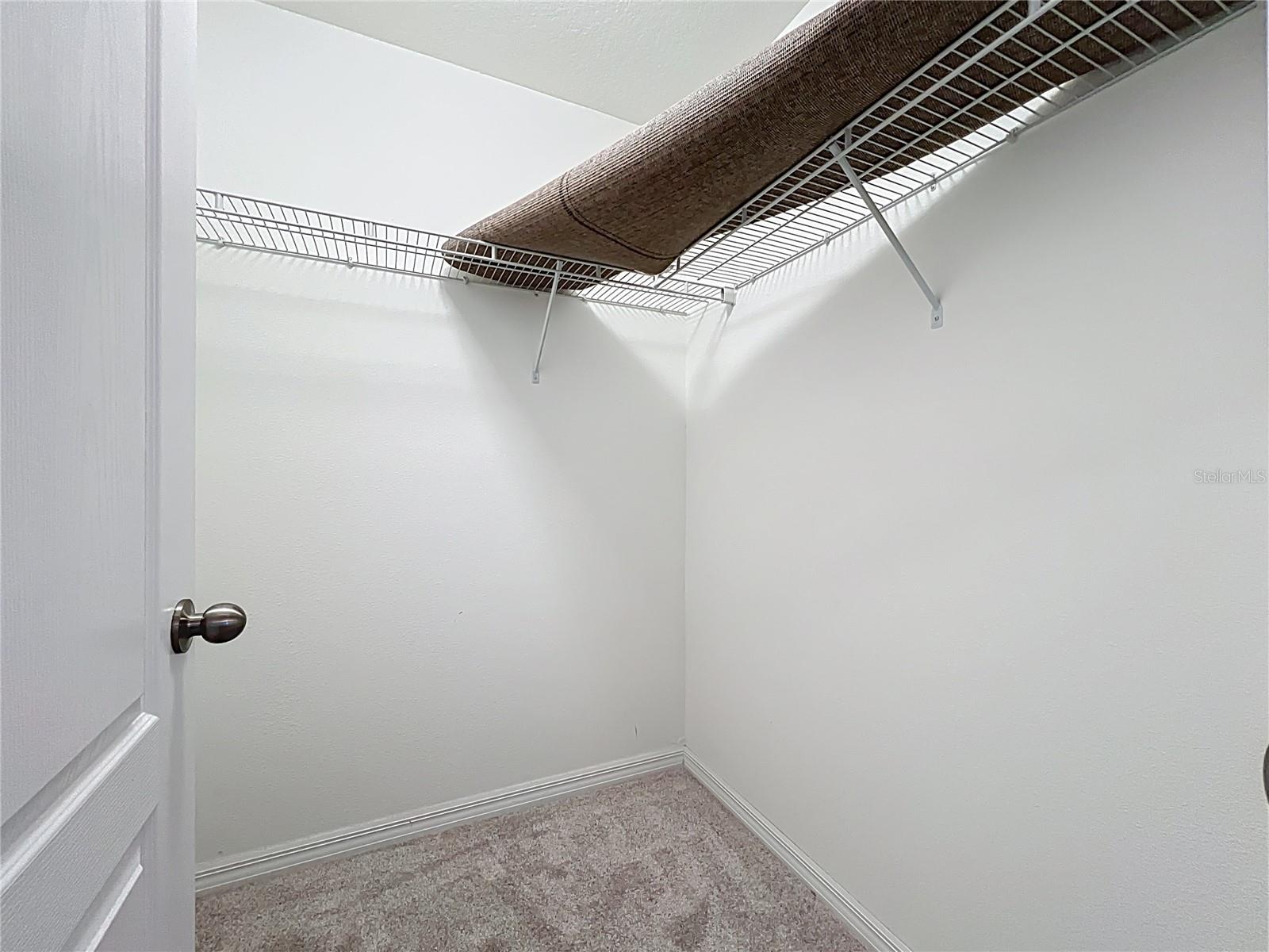 walkin closet