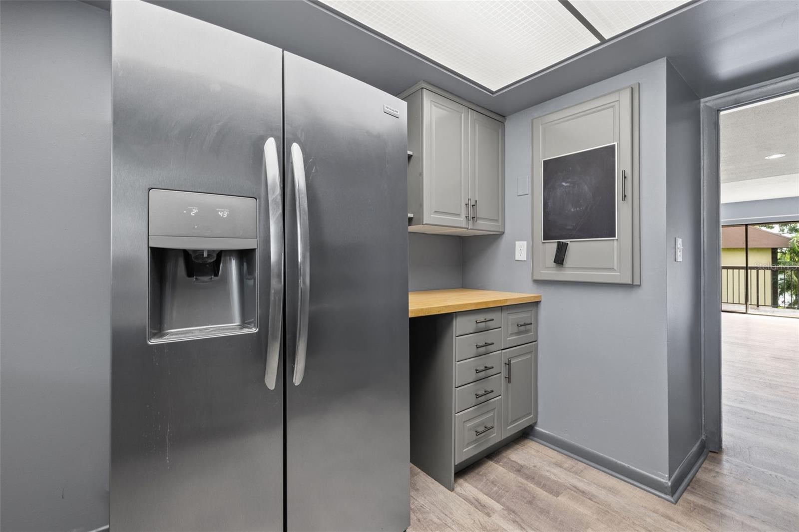 Stainless appliances