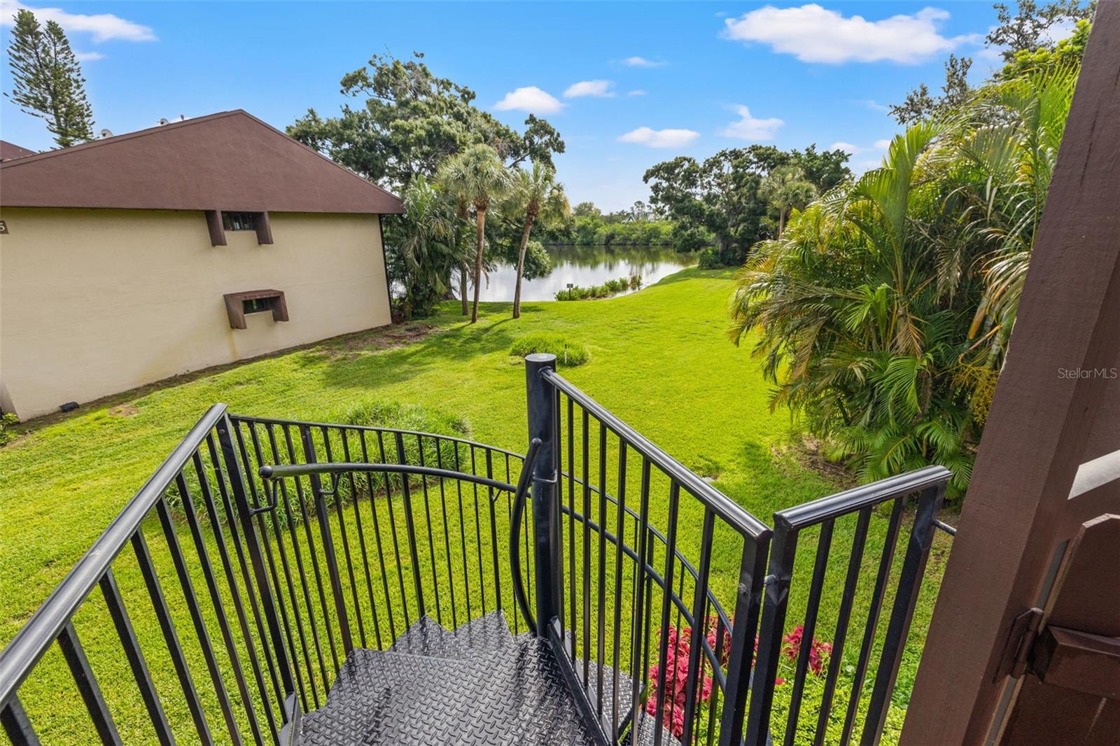 Rear access to back of property