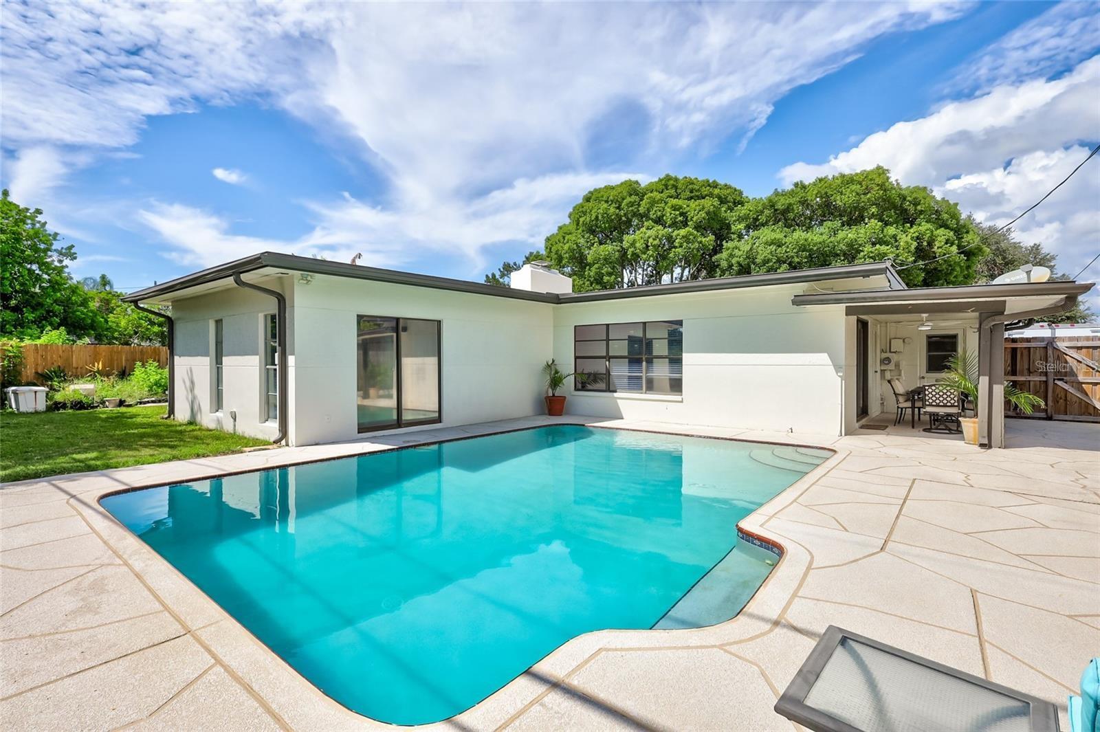 Poolside Paradise