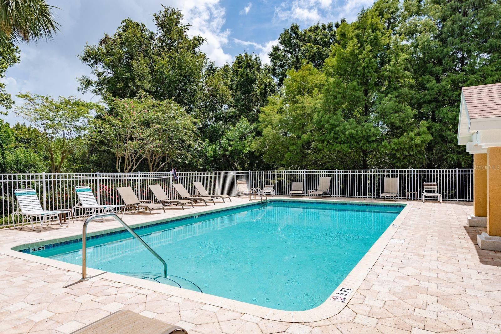 SPARKLING COMMUNITY POOL