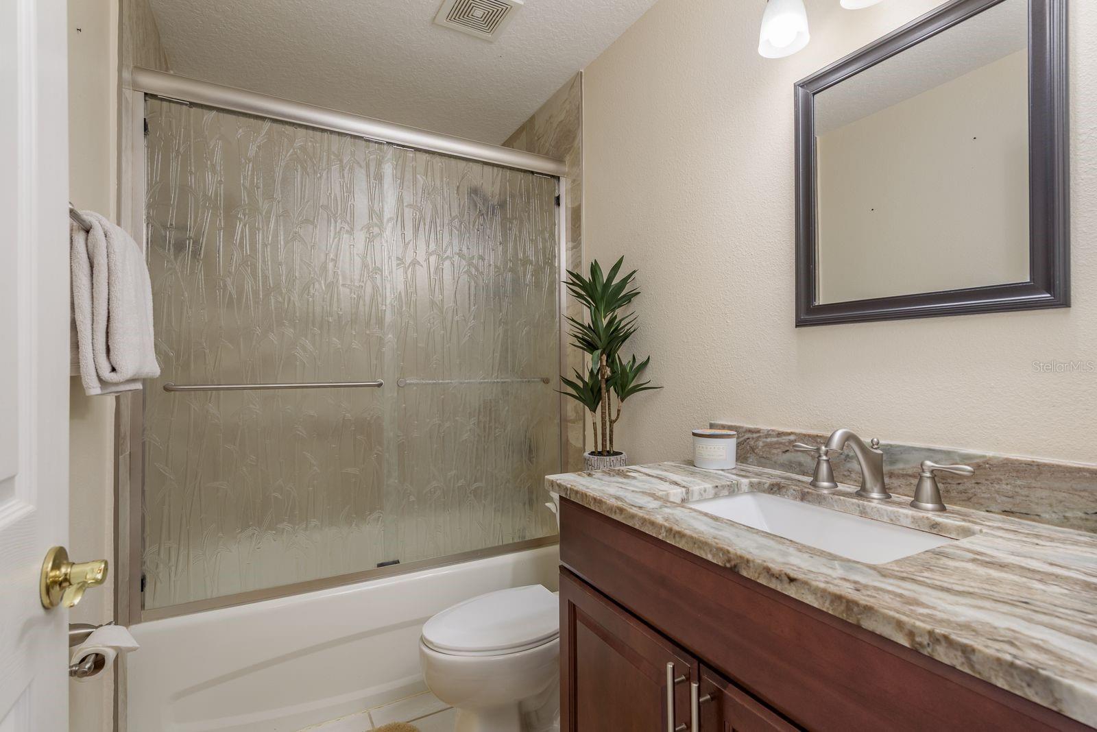 BATHROOM 2