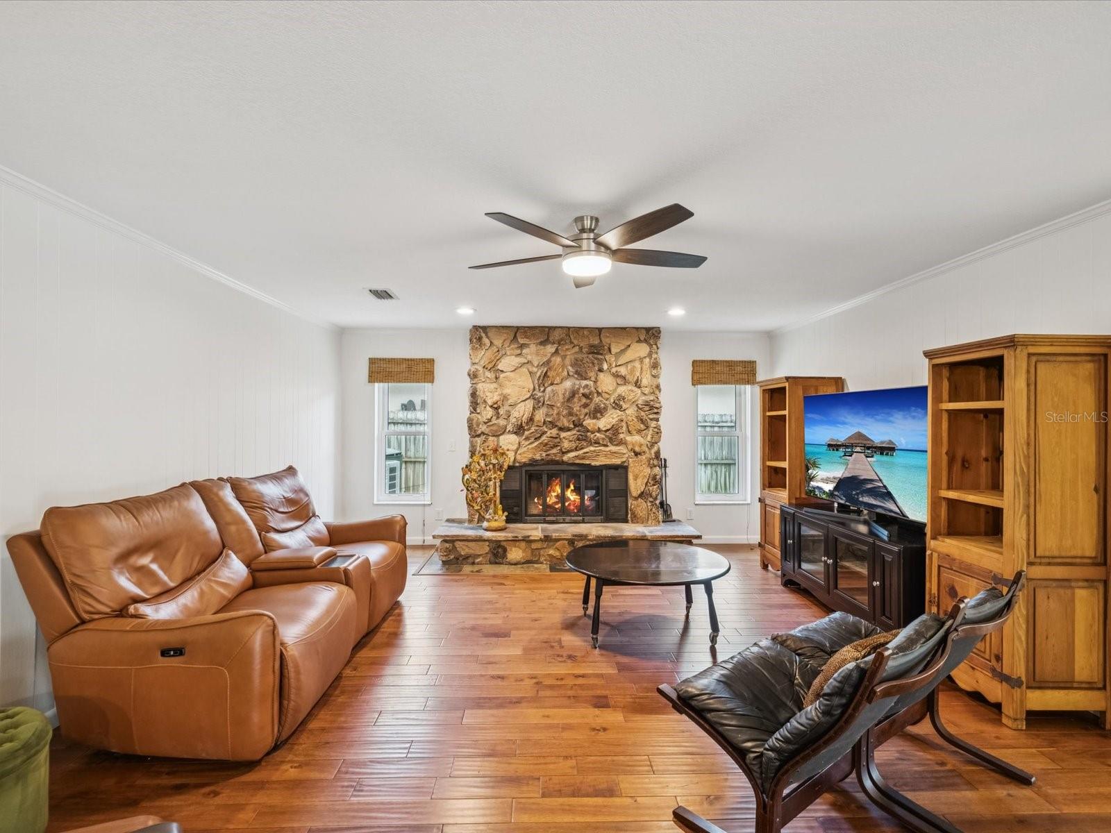Large Family Room w/ Stone Fireplace