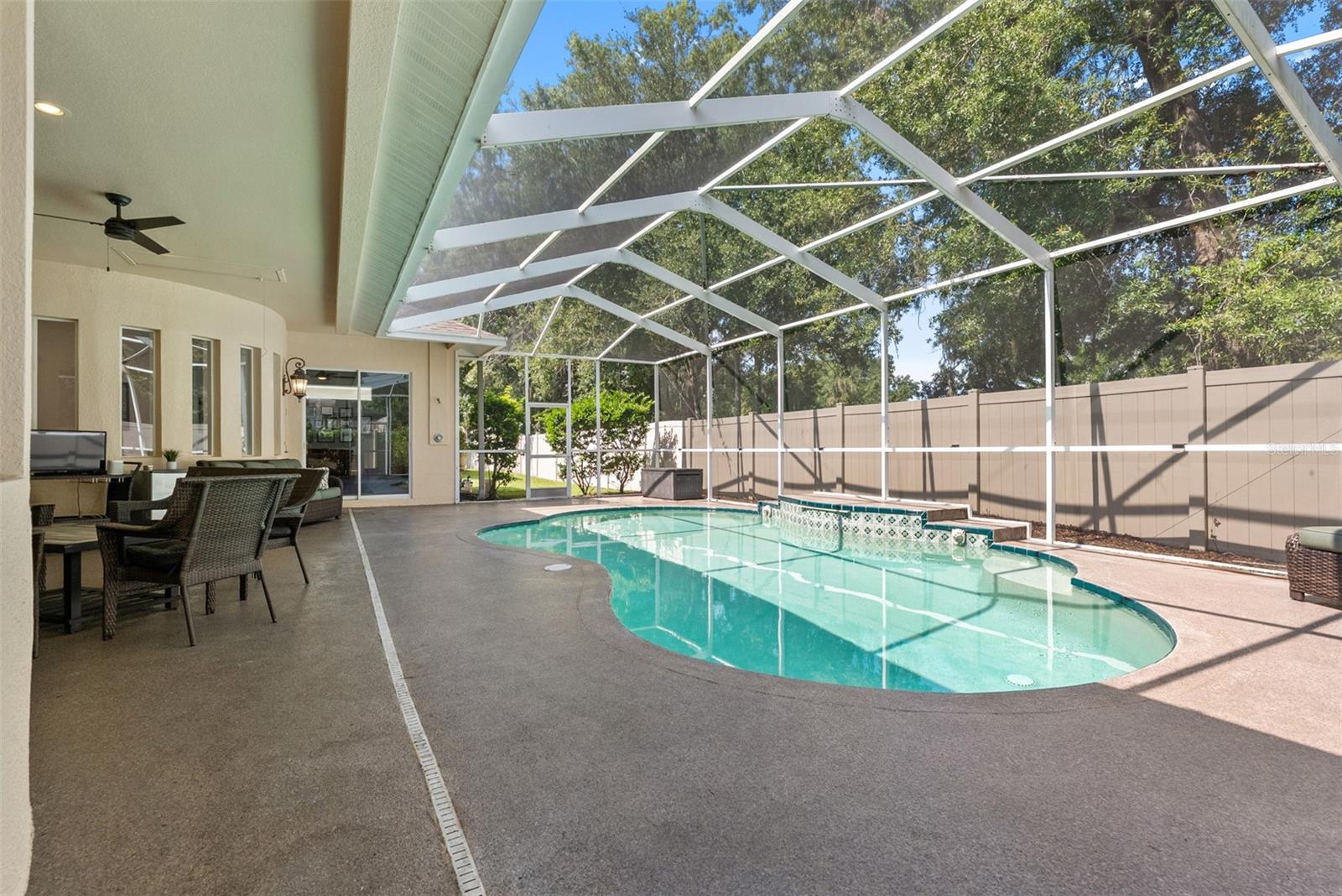 Fully screened pool area
