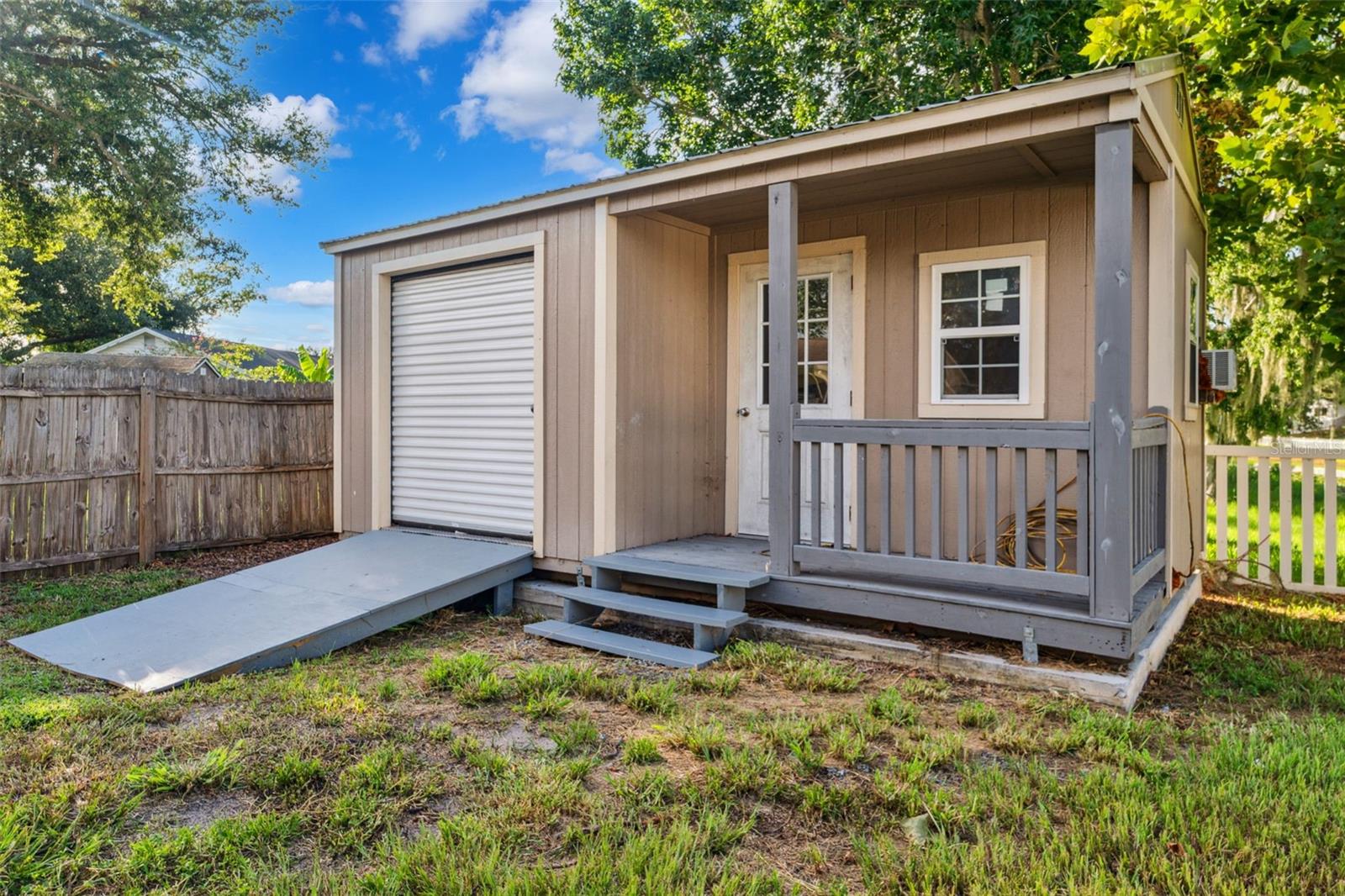 Future Office or He/She Shed