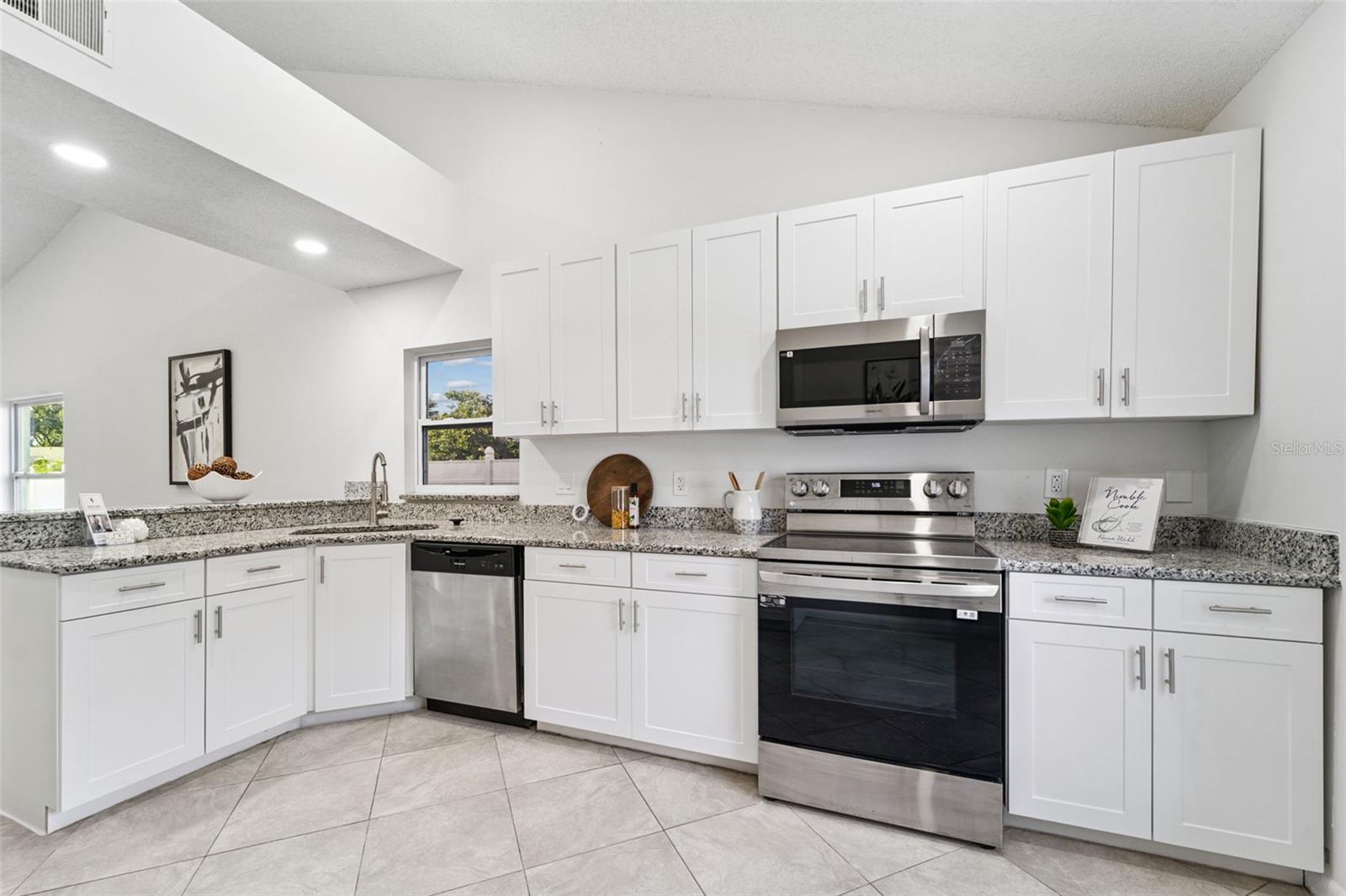 Updated Kitchen- New Cabinets & Quartz Counter Tops