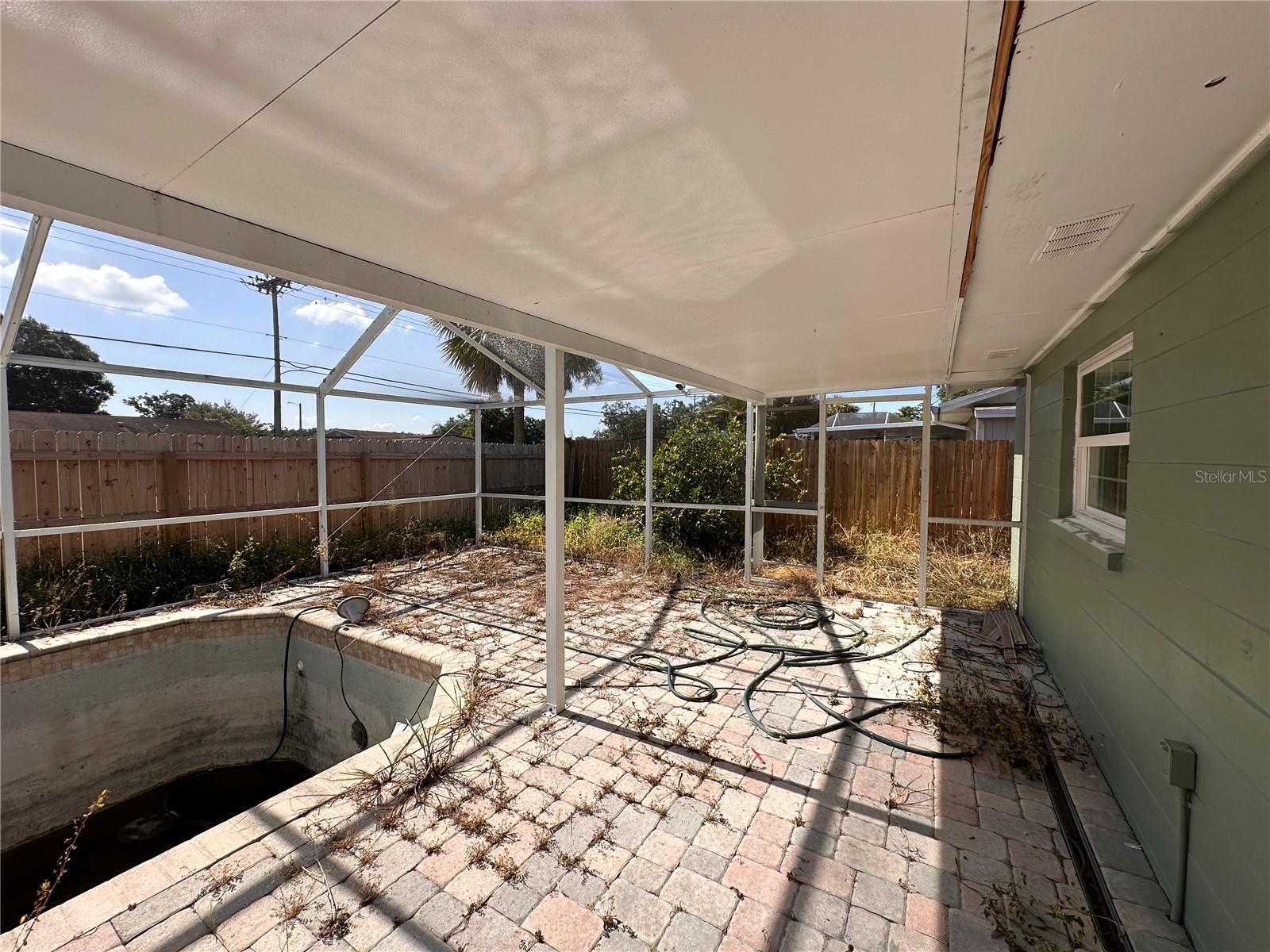 HUGE in-ground pool