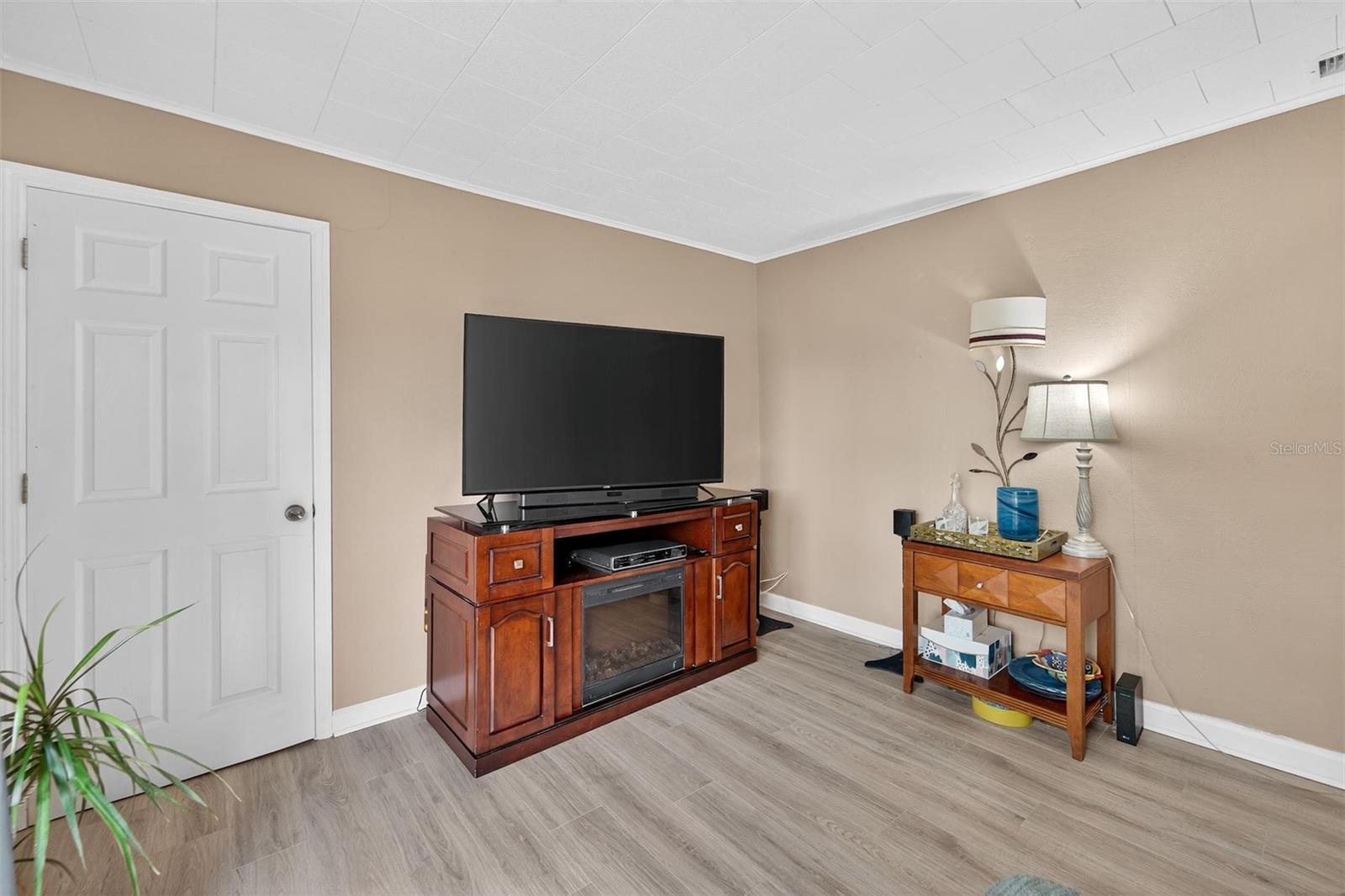 Bedroom #3 - Cozy yet functional.  Ready for your personalization.  Laminate flooring