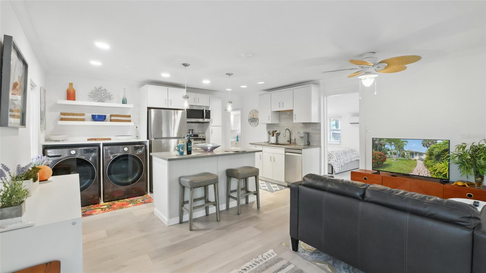 Open concept space in front unit