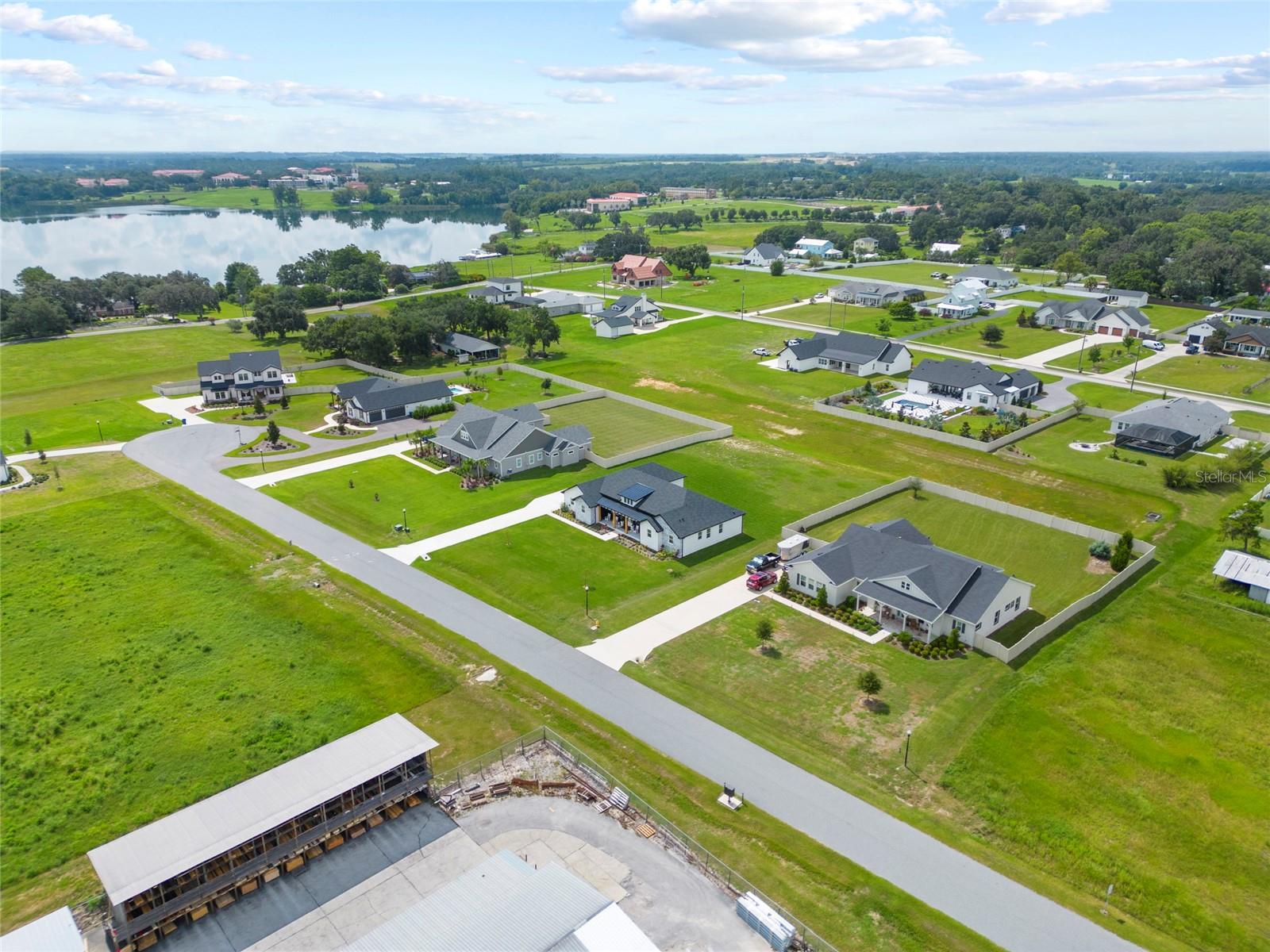 Al Mar Acres overlooking Lake Jovita