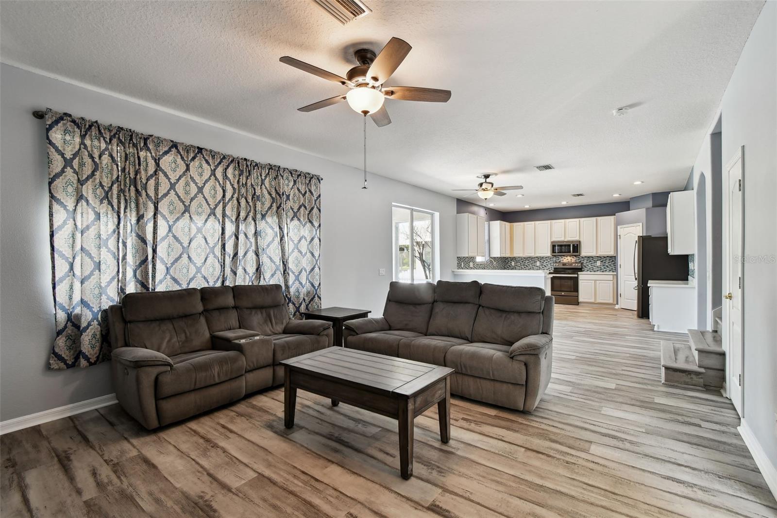 Family/Dinette/Kitchen