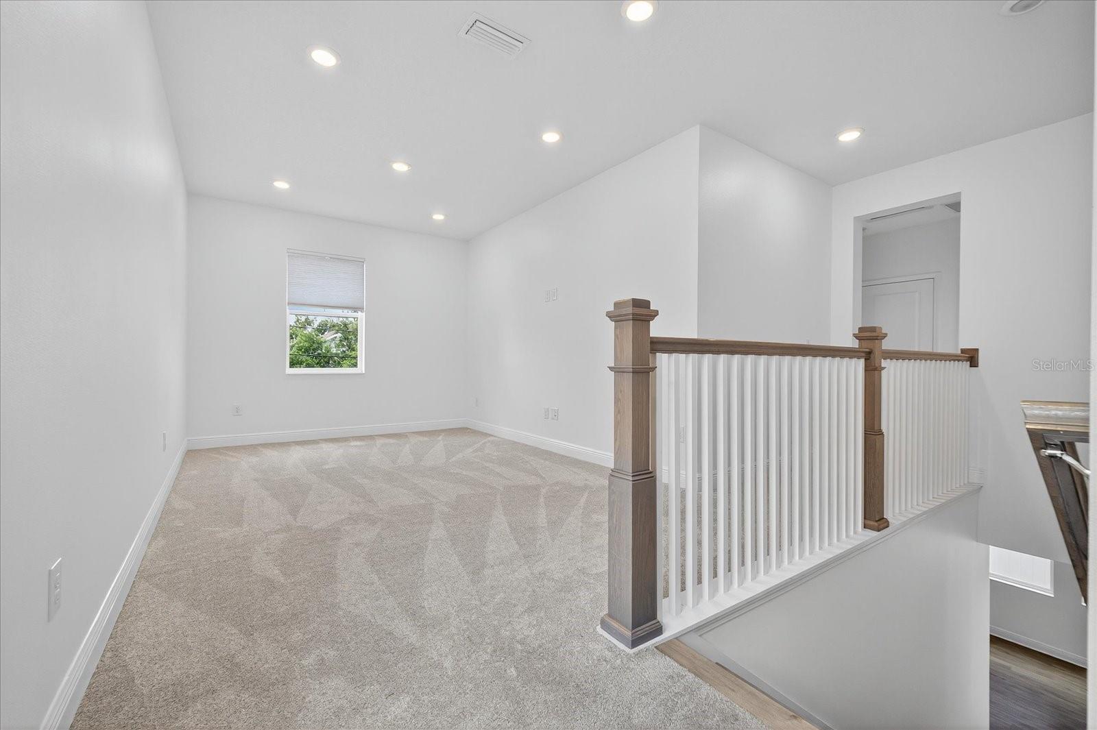 Upstairs Bonus Room