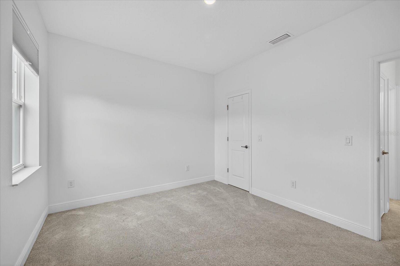 Upstairs Bedroom 2