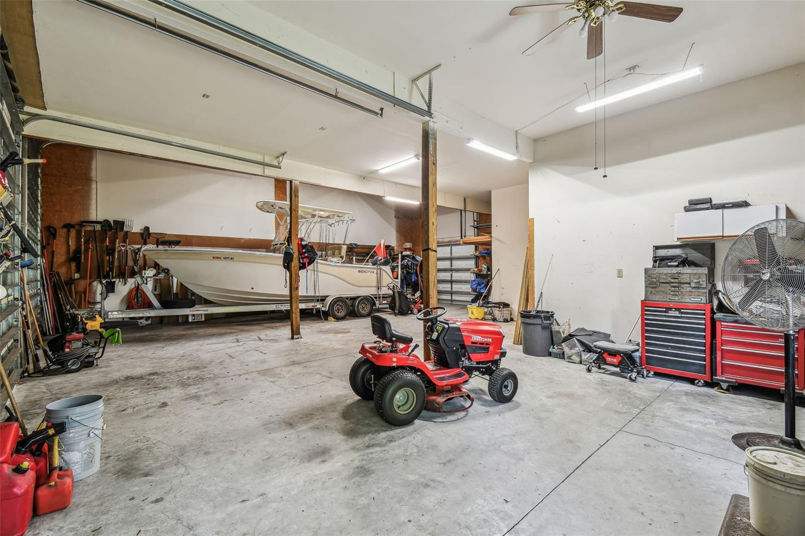 detached garage