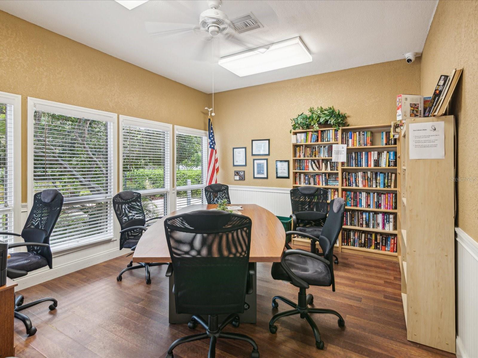 LIBRARY/MEETING ROOM