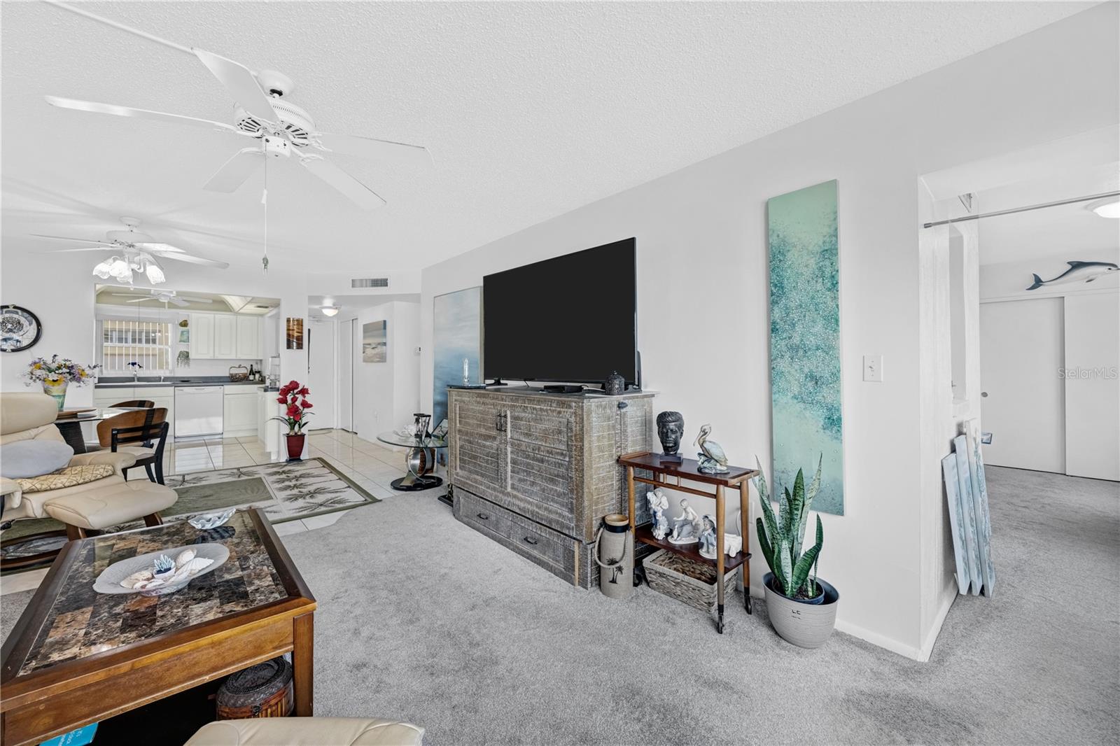 Living Room - Dinning Room