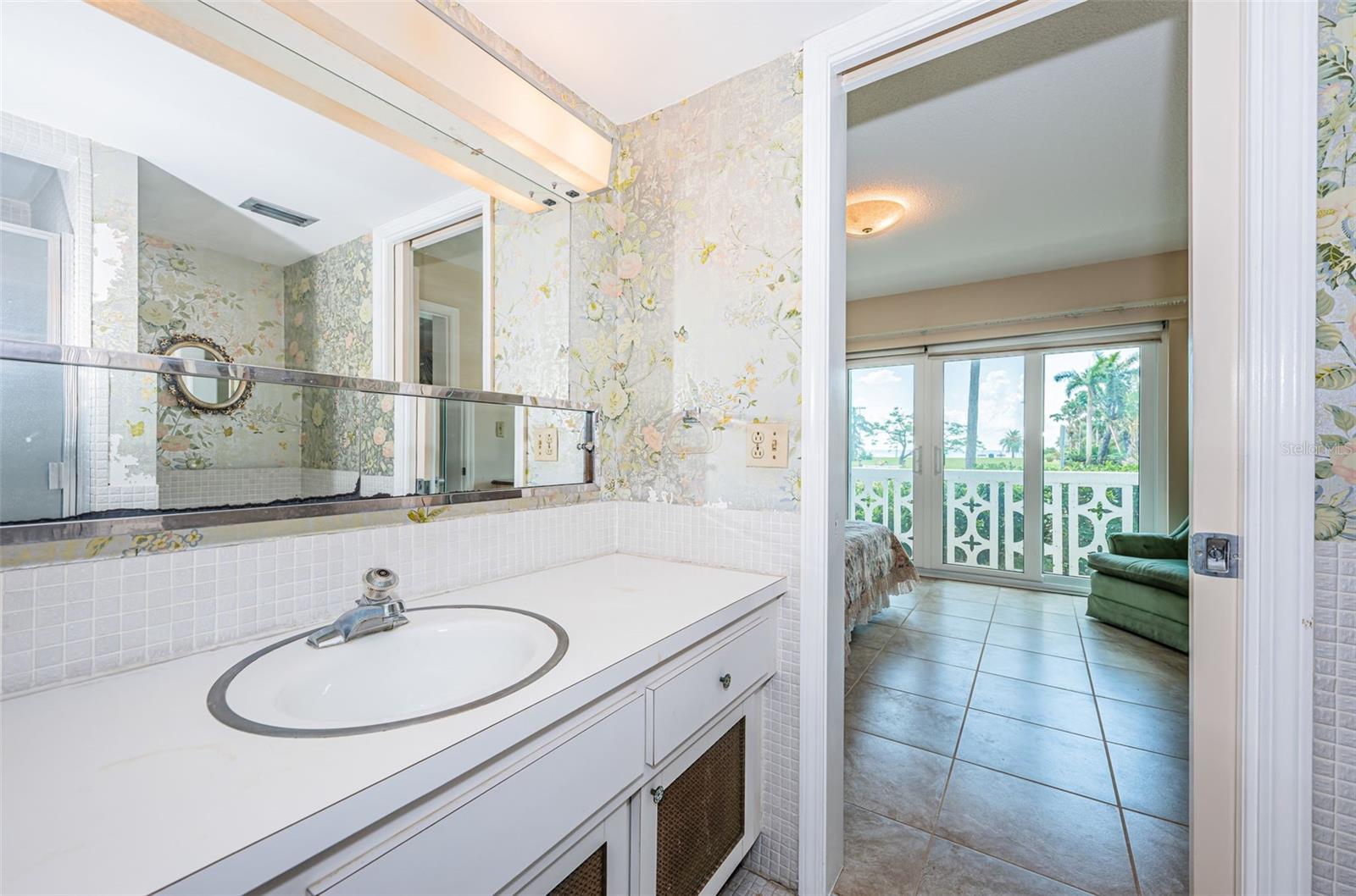 Ensuite bath