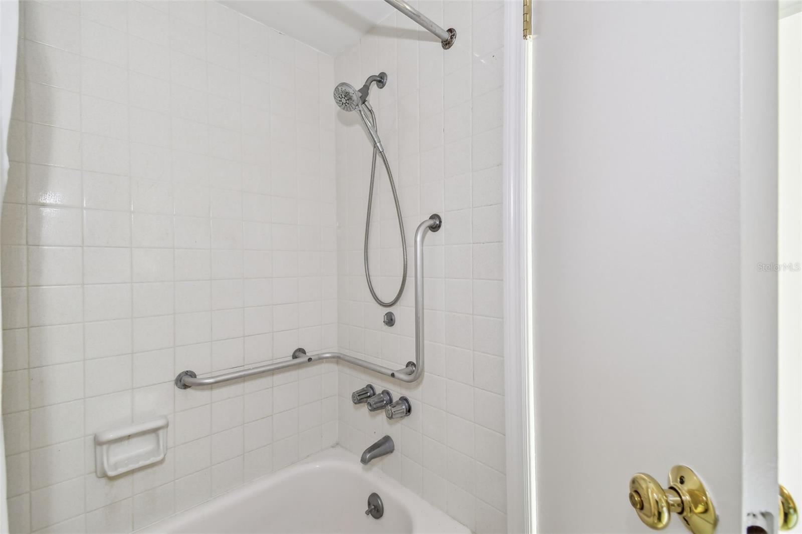 Primary En Suite