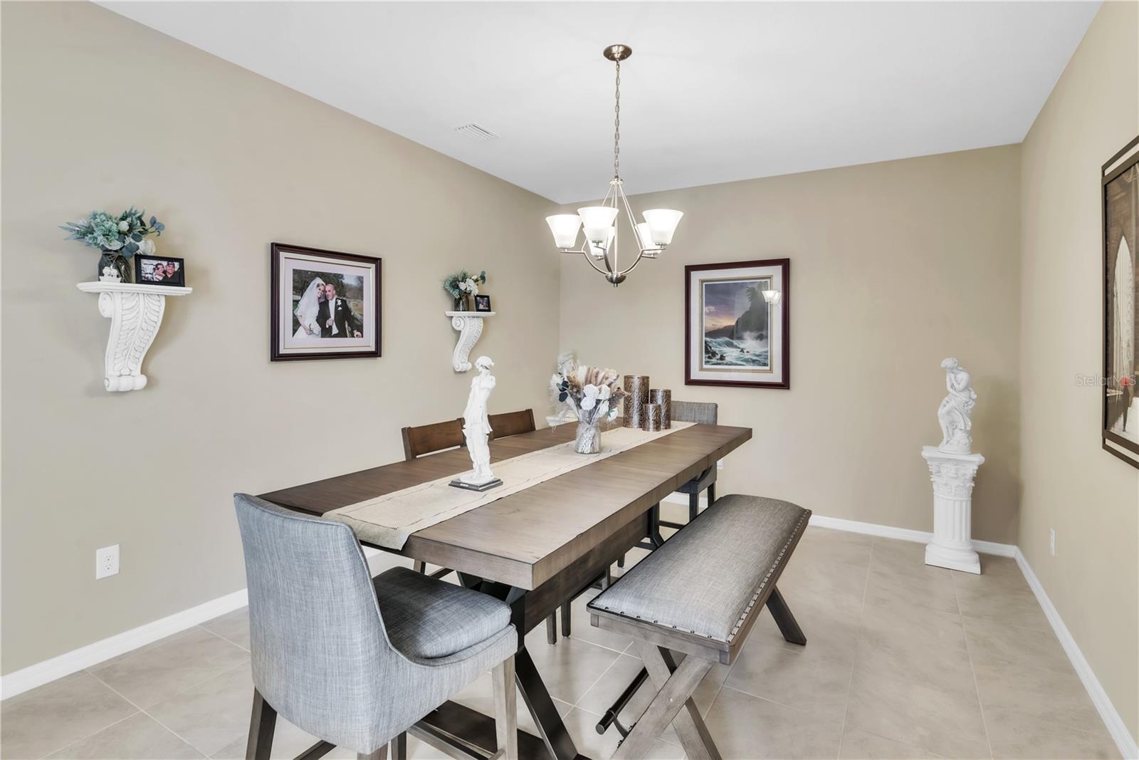 Large Dining room