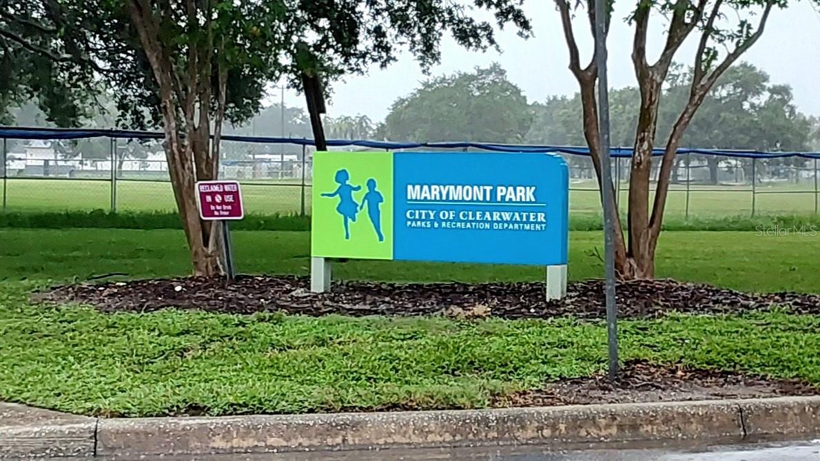 Park 2 blocks away