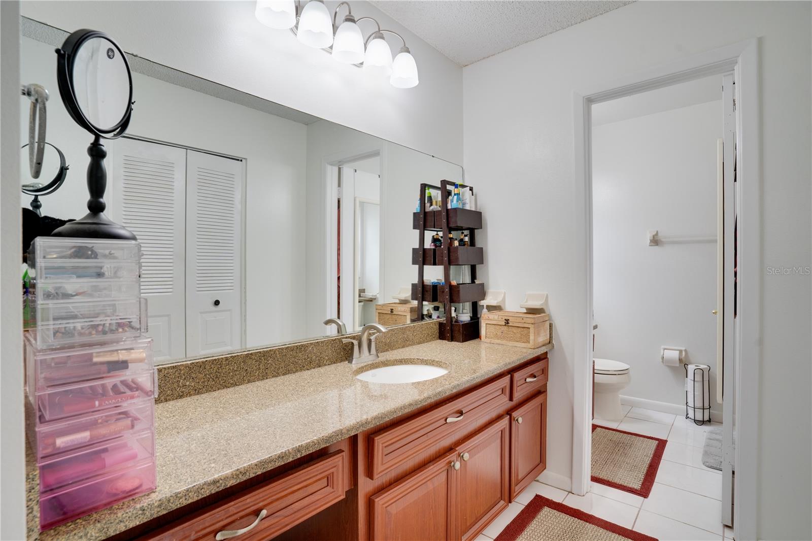 Primary bathroom with Expansive vanity