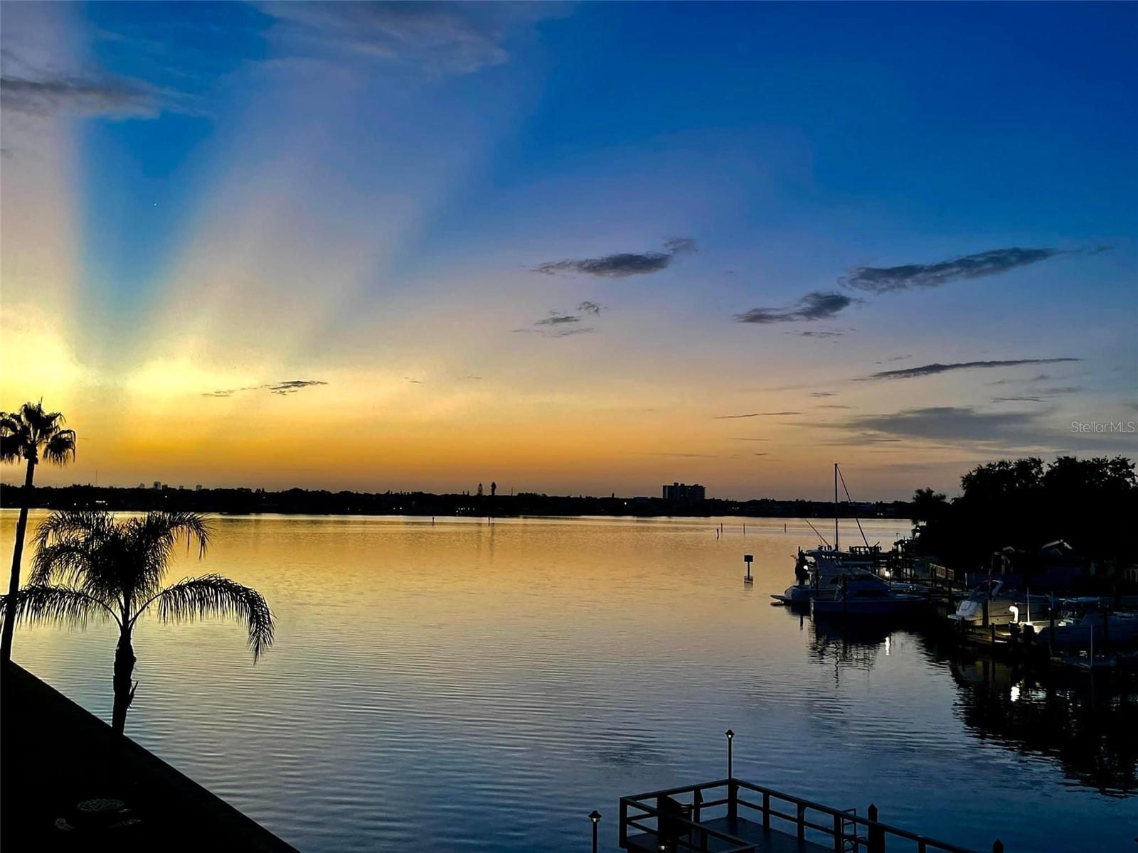 Watch amazing sunrises from this unit!