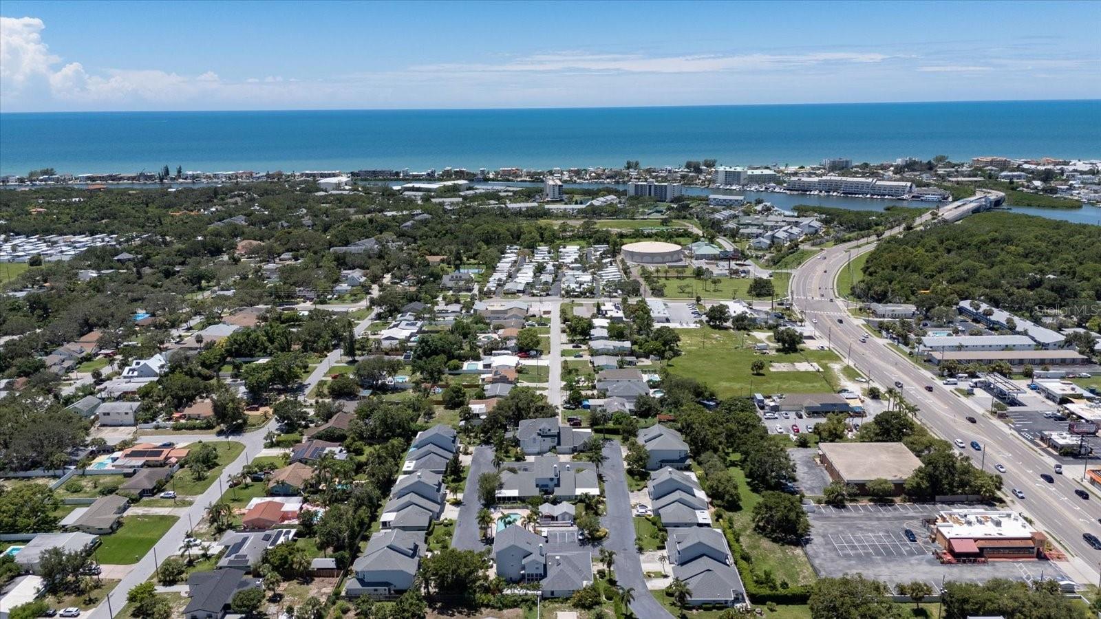 Close to the sugar sands of Indian Rocks Beach!