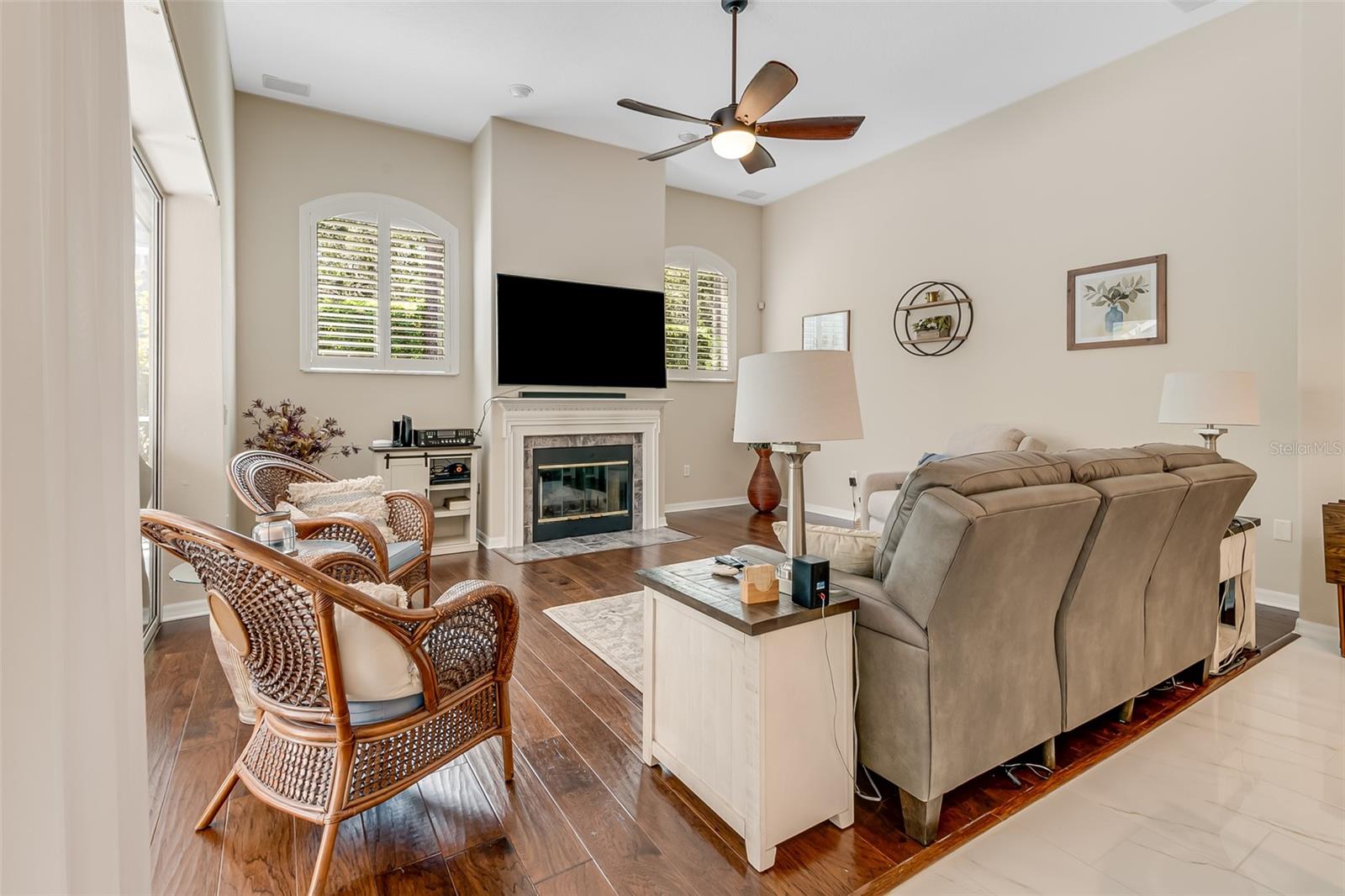 FAMILY ROOM